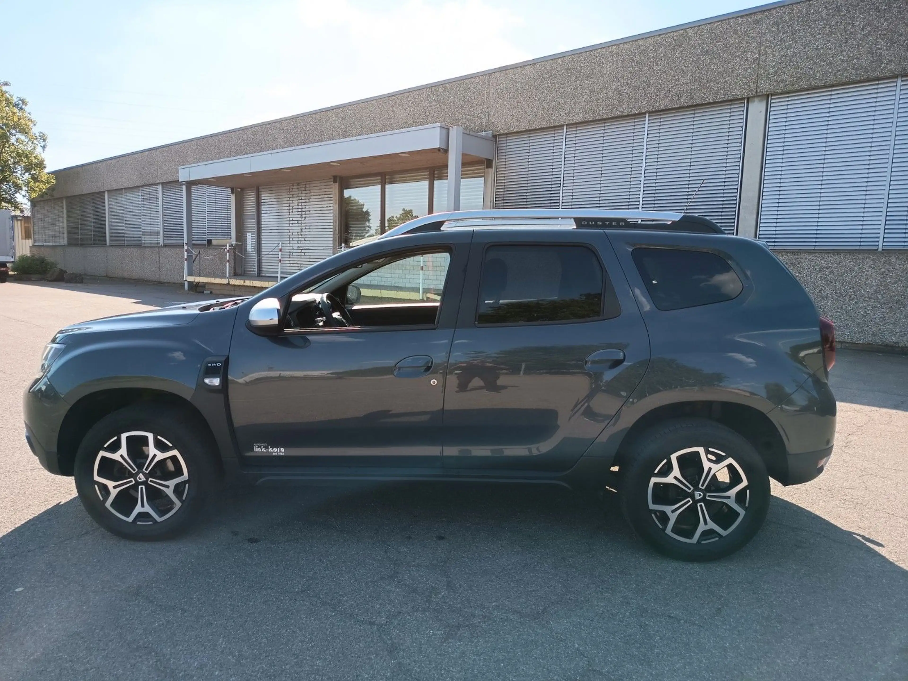 Dacia Duster II Prestige 4WD — photo 8