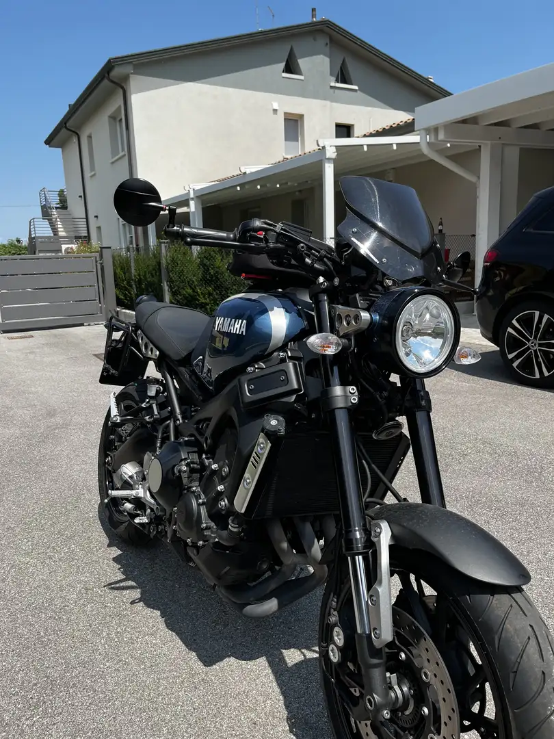 Yamaha XSR 900 abs - 2