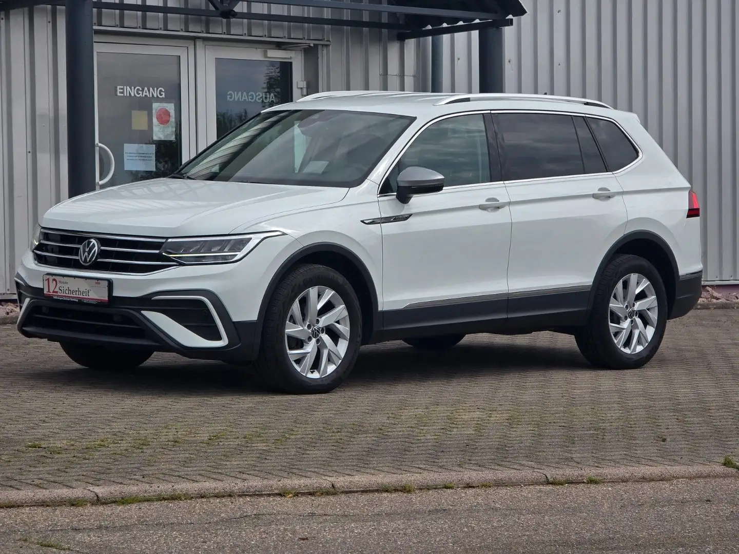 Volkswagen Tiguan Allspace Life 2.0 TDI/NAVI/ACC/LANE/DIGIT Weiß - 1