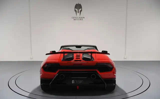 Lamborghini Spyder LP640-4 view 4