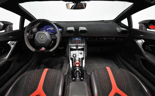 Lamborghini Spyder LP640-4 view 15