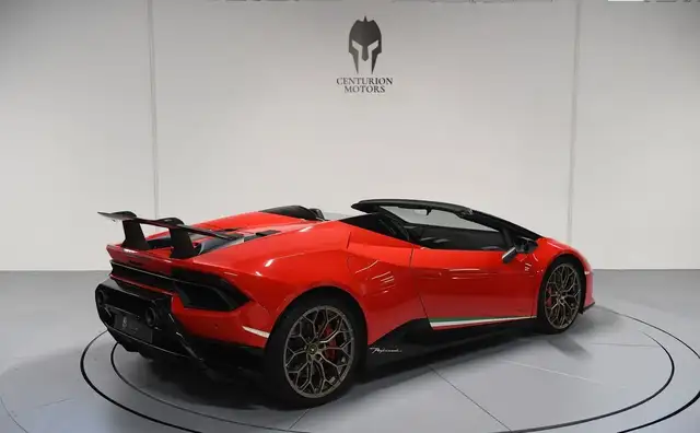 Lamborghini Spyder LP640-4 view 6
