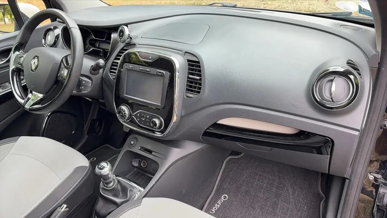 Renault Captur — photo 10