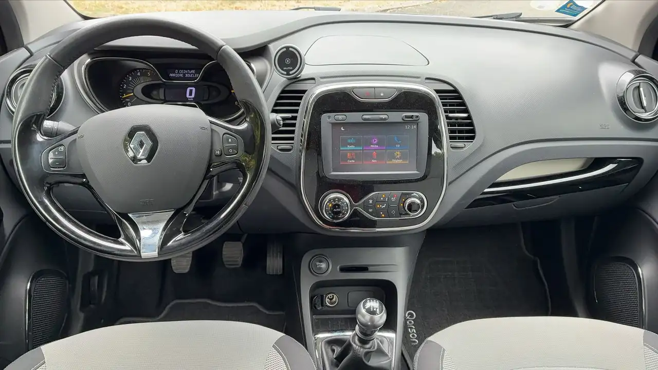 Renault Captur — photo 11