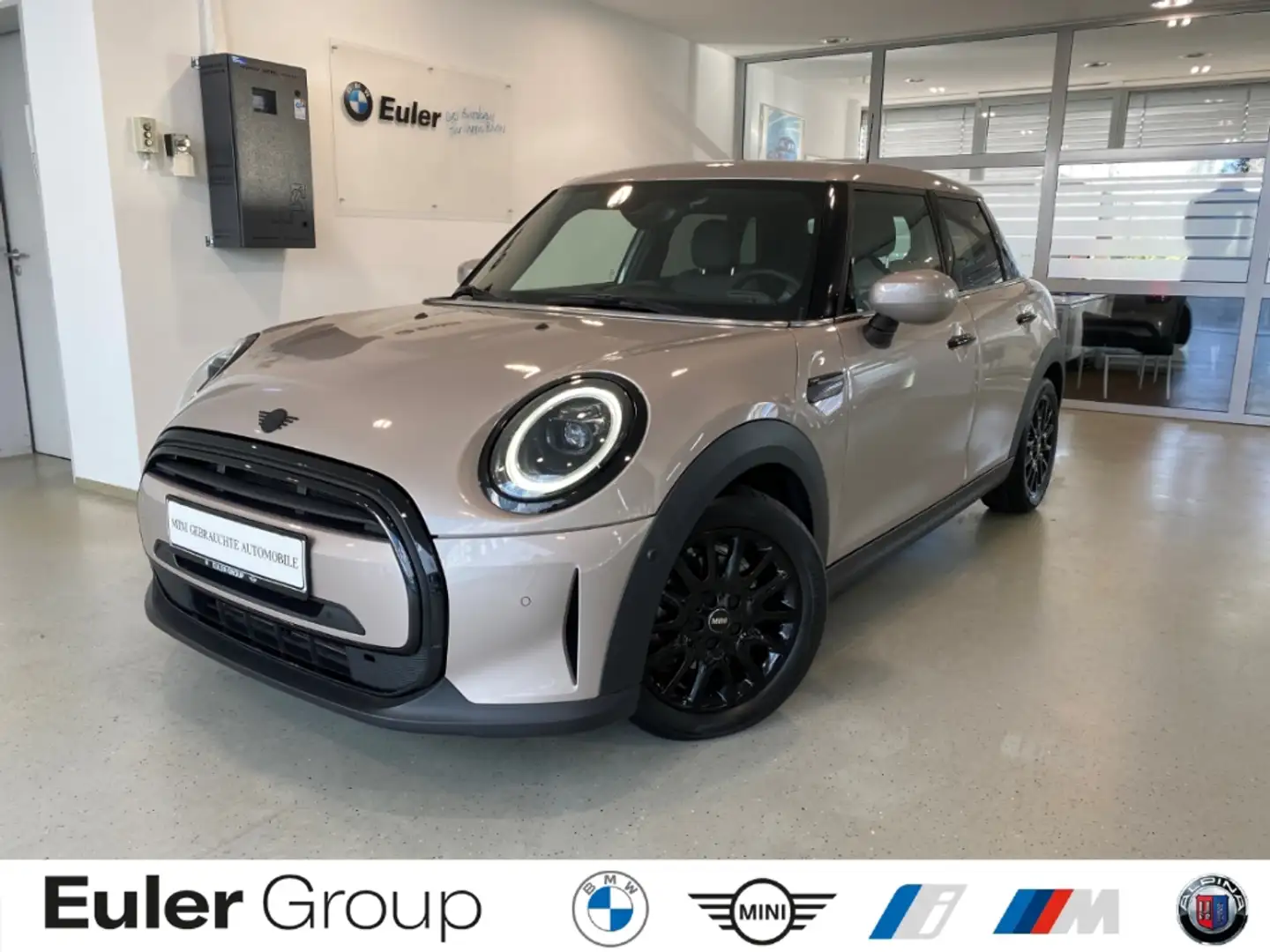 MINI One 5-Türer Navi LED Rückfahrkamera Sportsitze Tempoma Grau - 1