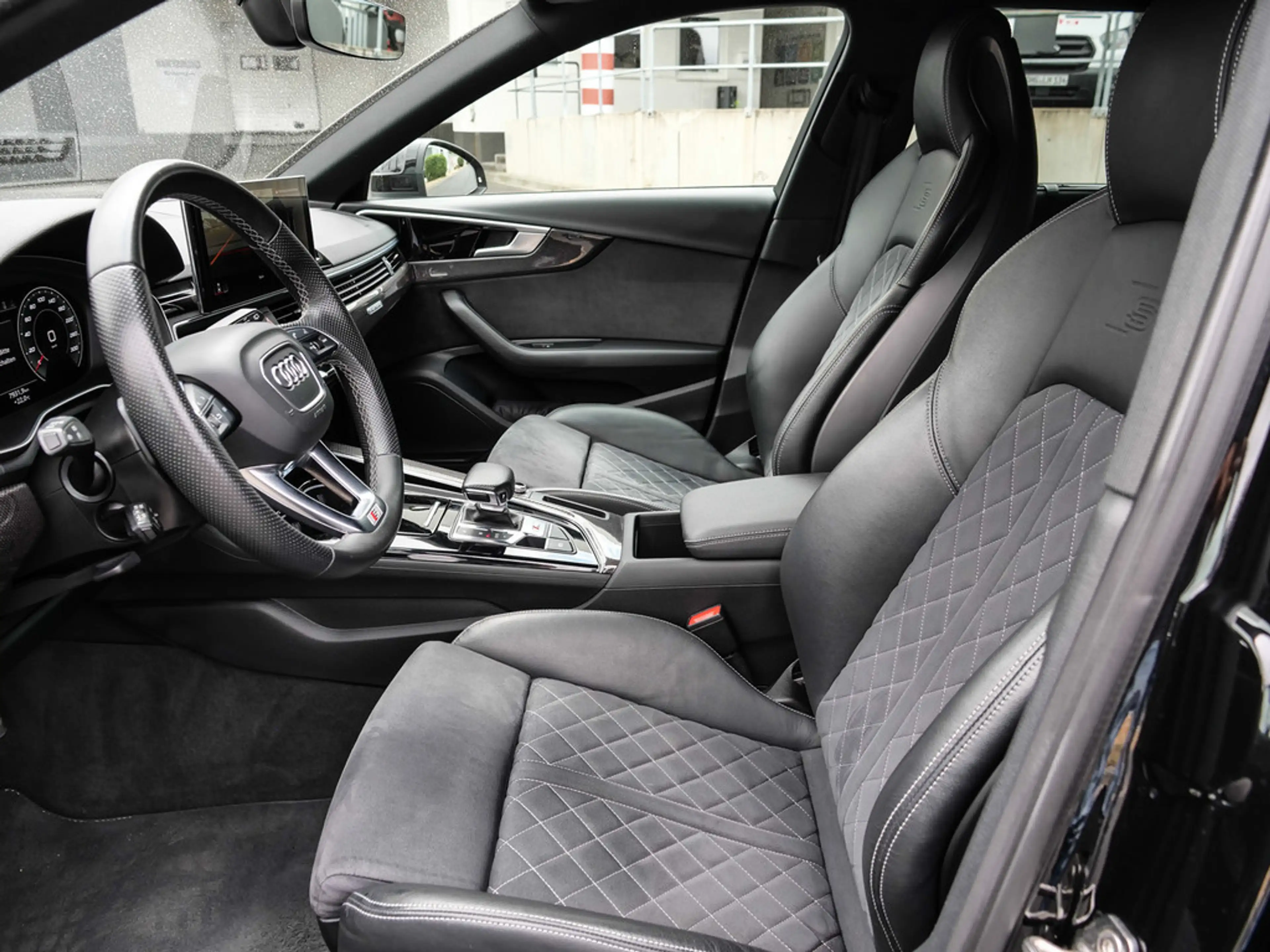 Audi S4 Avant 3.0 TDI quattro AHK/Matrix-LED/Optikpaket-Black/360°-Kamera/K — photo 9