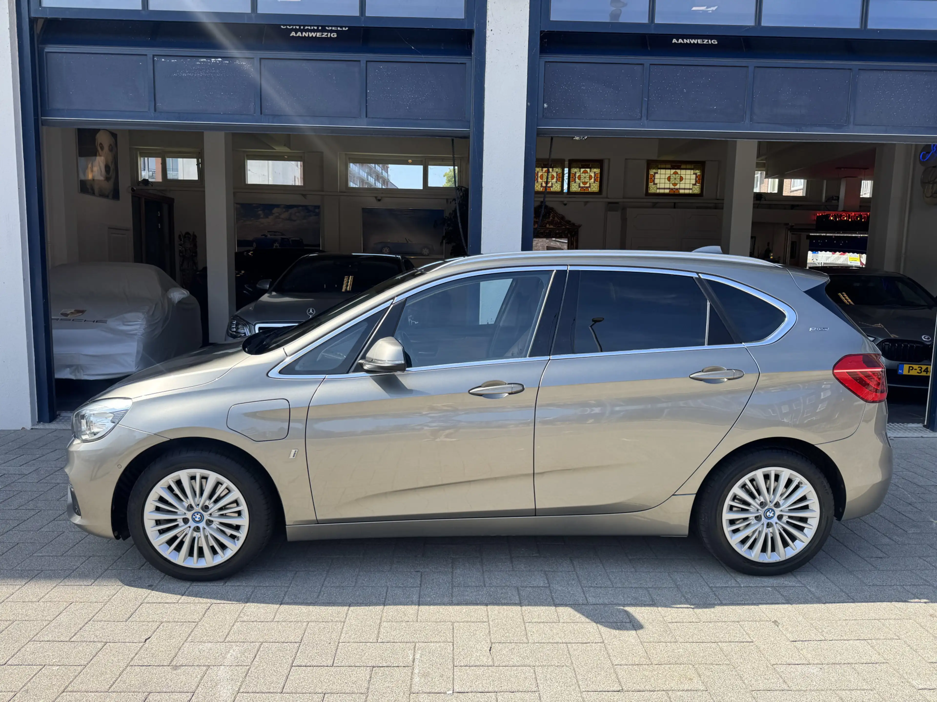 BMW 225 2-serie Active Tourer 225xe iPerformance Executive — photo 3