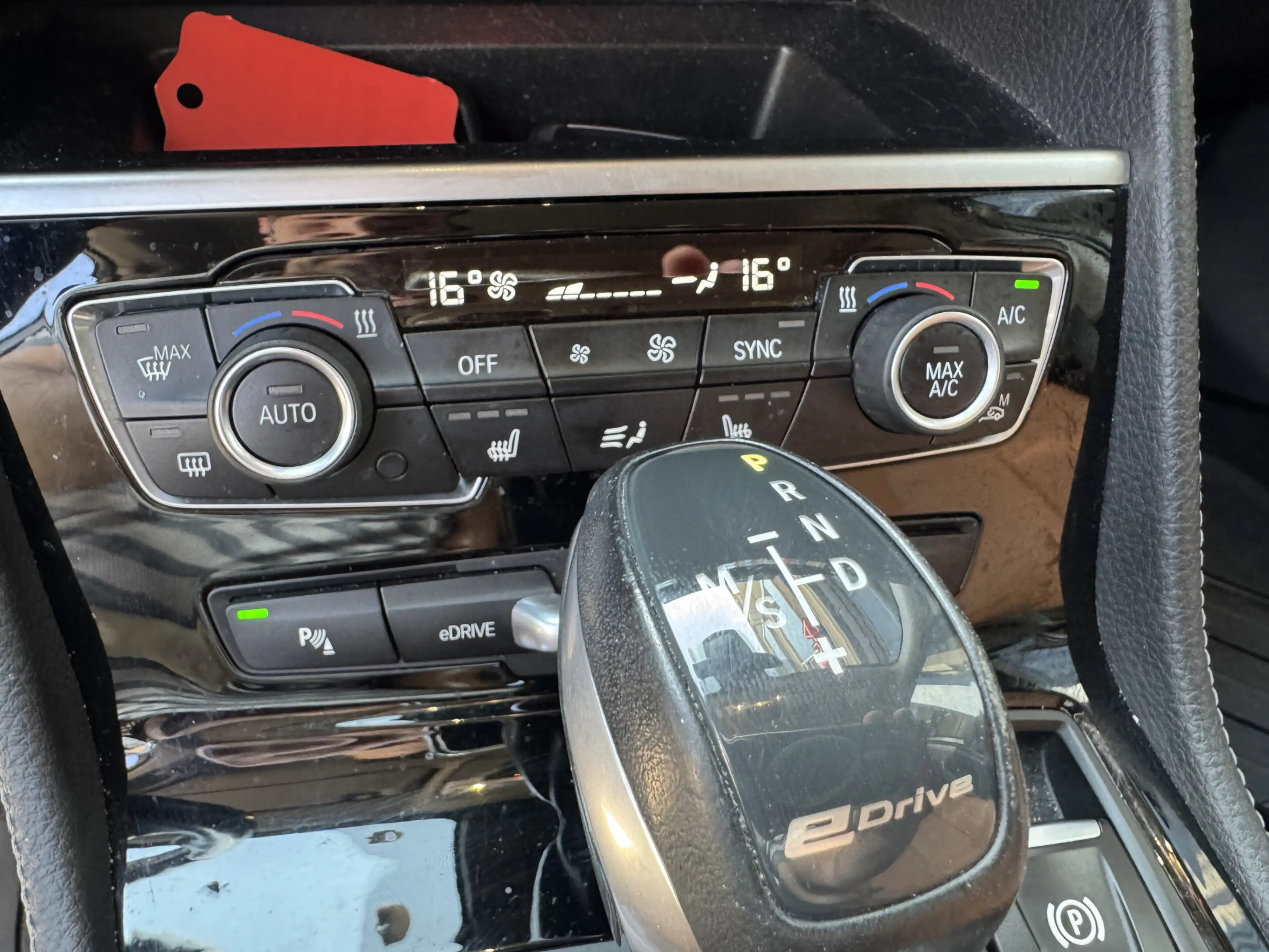 BMW 225 2-serie Active Tourer 225xe iPerformance Executive — photo 16