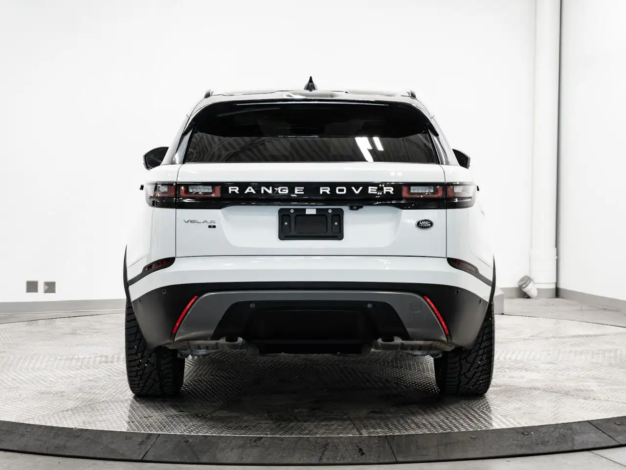 Land Rover Range Rover Velar снимка Land Rover Range Rover Velar