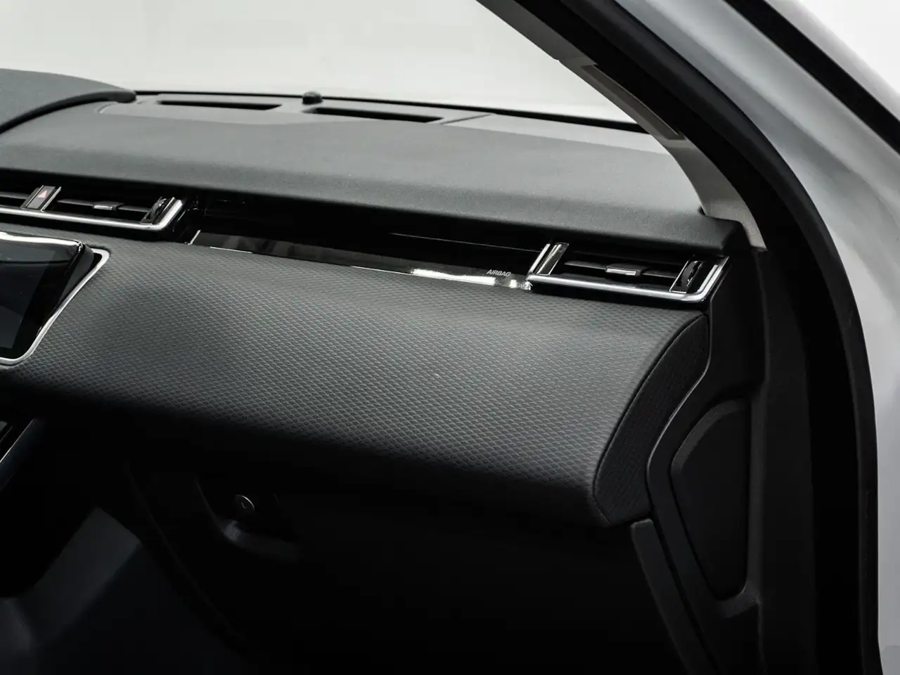Land Rover Range Rover Velar снимка Land Rover Range Rover Velar
