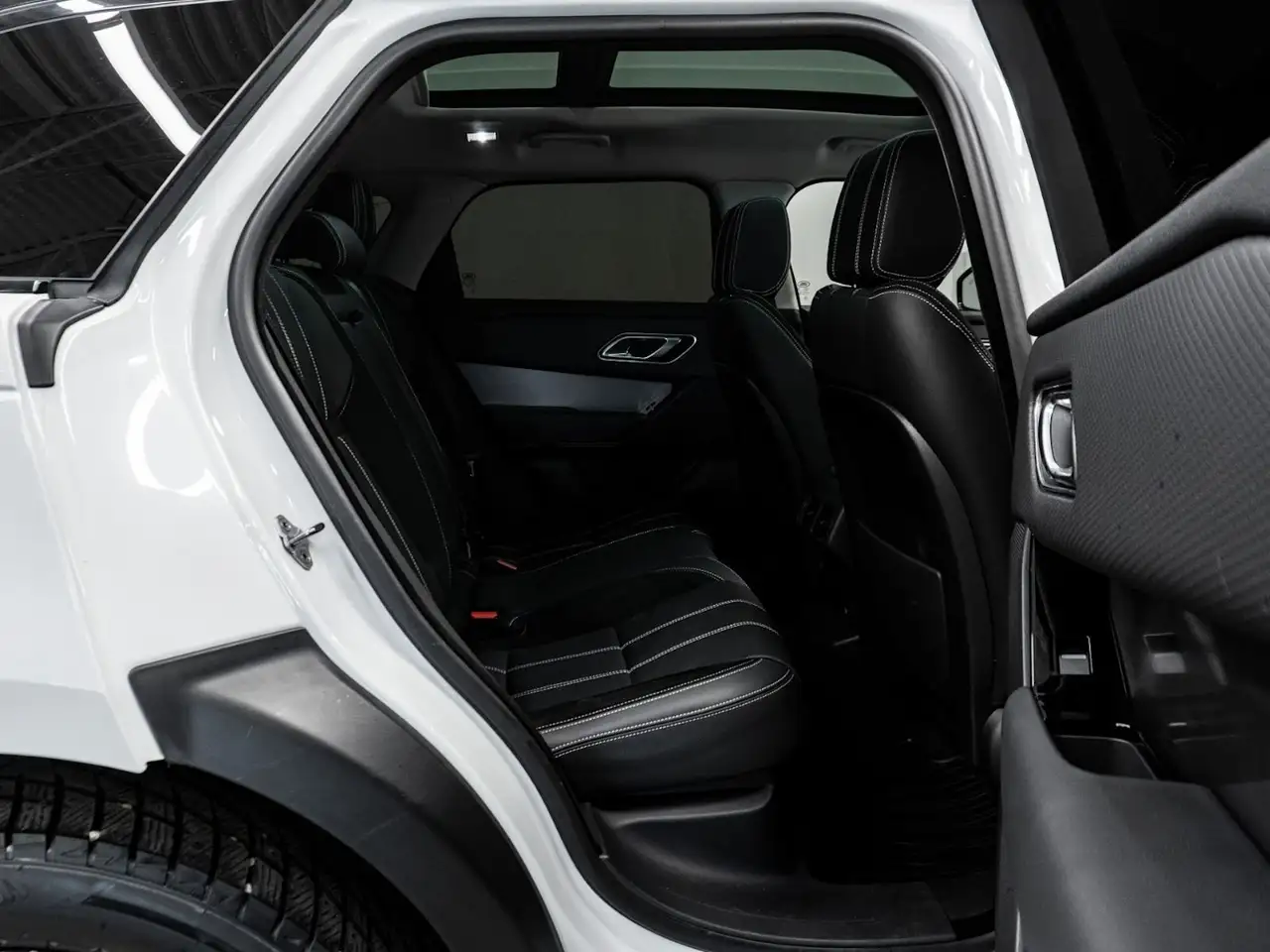 Land Rover Range Rover Velar снимка Land Rover Range Rover Velar