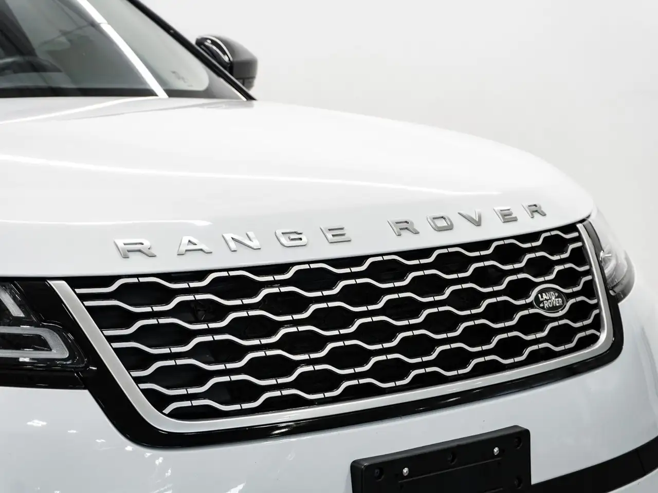 Land Rover Range Rover Velar снимка Land Rover Range Rover Velar
