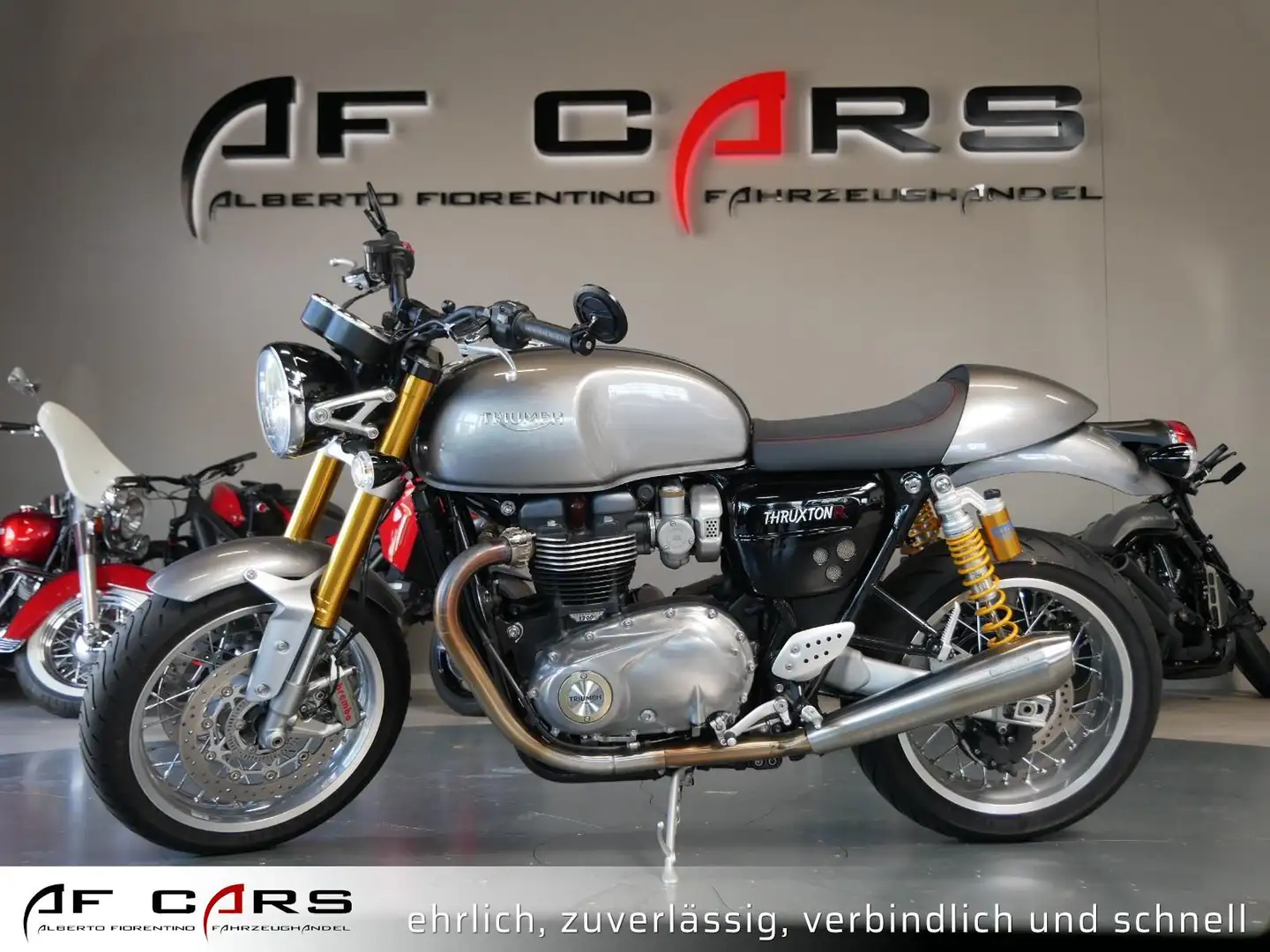 Triumph Thruxton R  Vance+Hines ABM Lenker Griffheizung Silver - 2