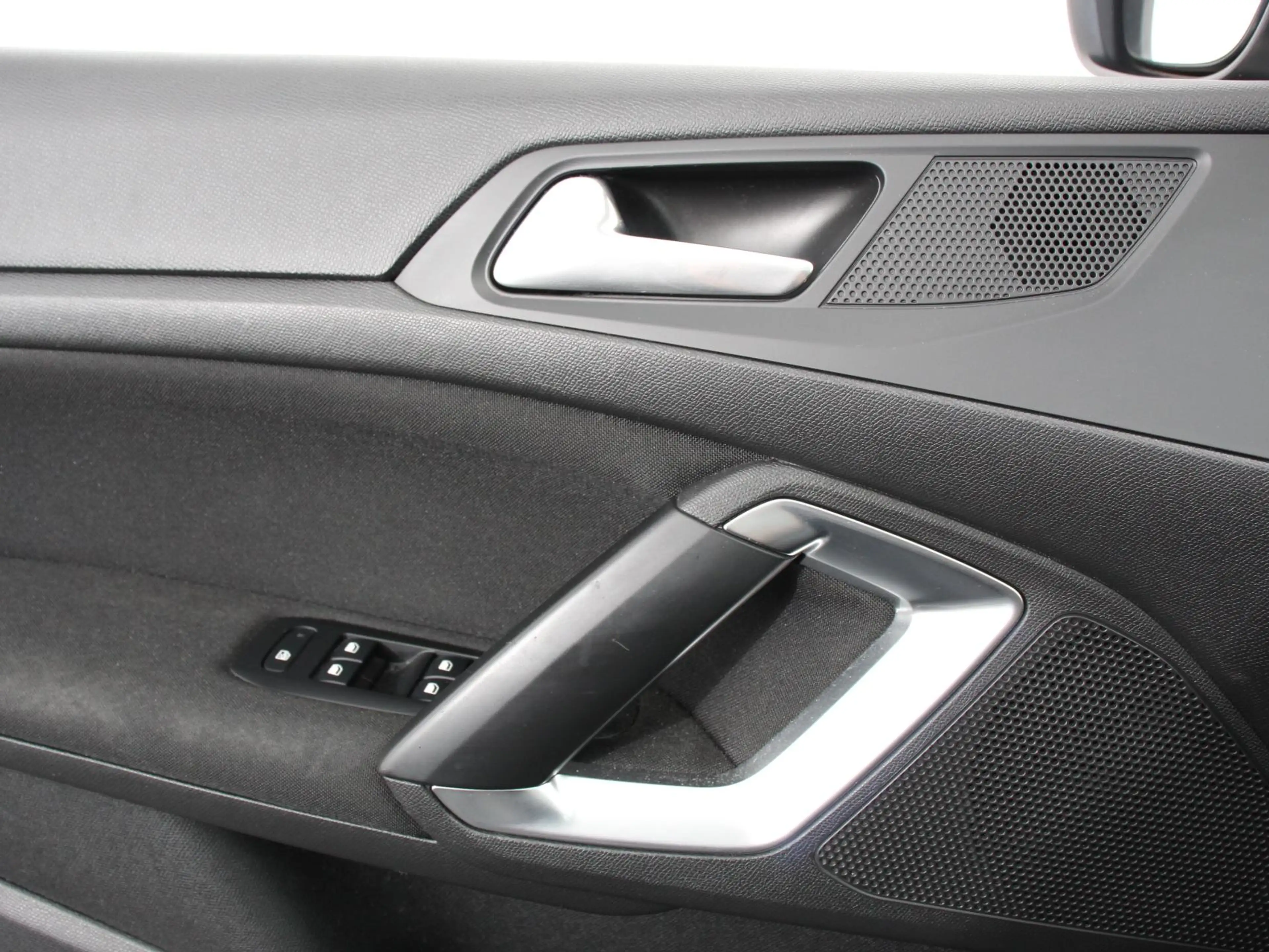 Peugeot 308 1.2 PureTech Blue Lease Premium Lees opmerkingen! — photo 9