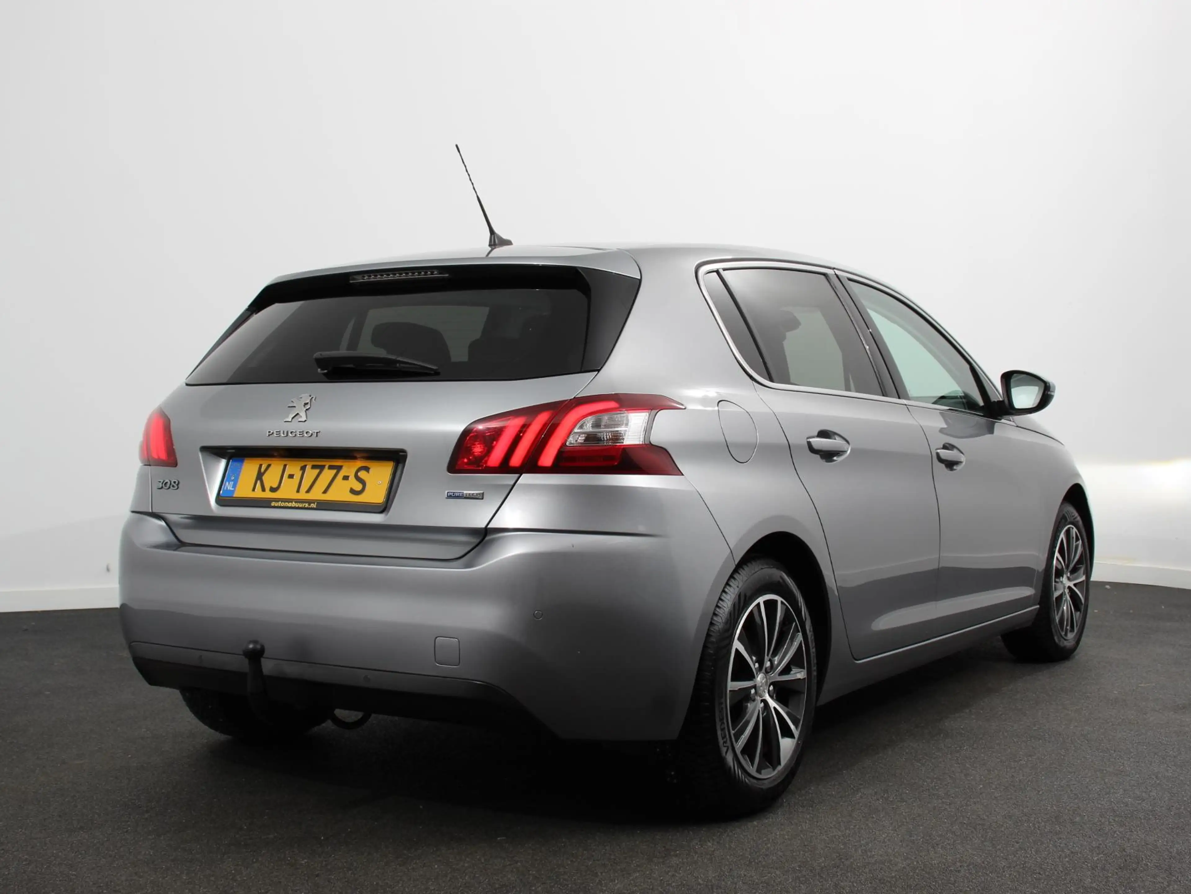 Peugeot 308 1.2 PureTech Blue Lease Premium Lees opmerkingen! — photo 6