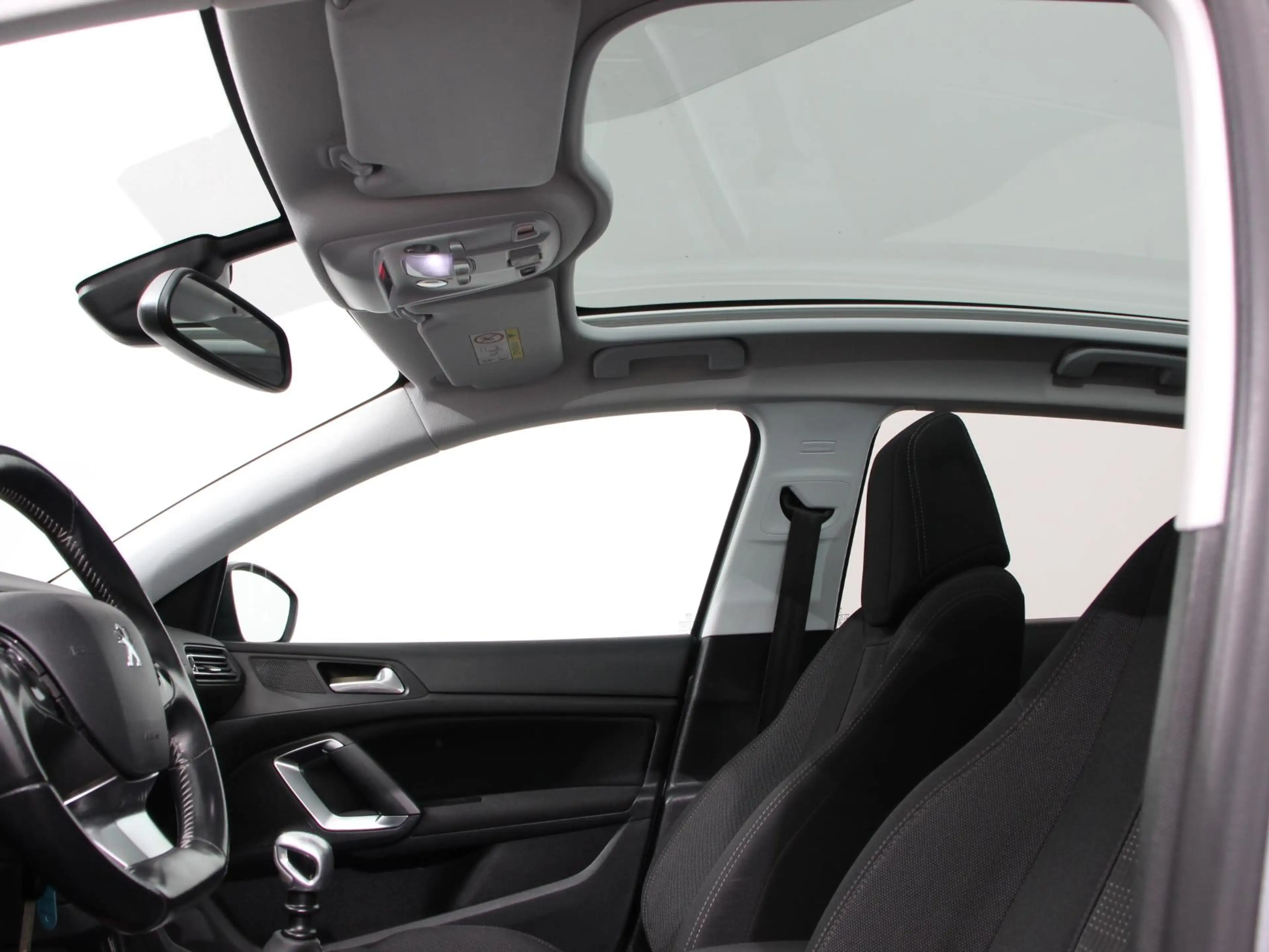 Peugeot 308 1.2 PureTech Blue Lease Premium Lees opmerkingen! — photo 2