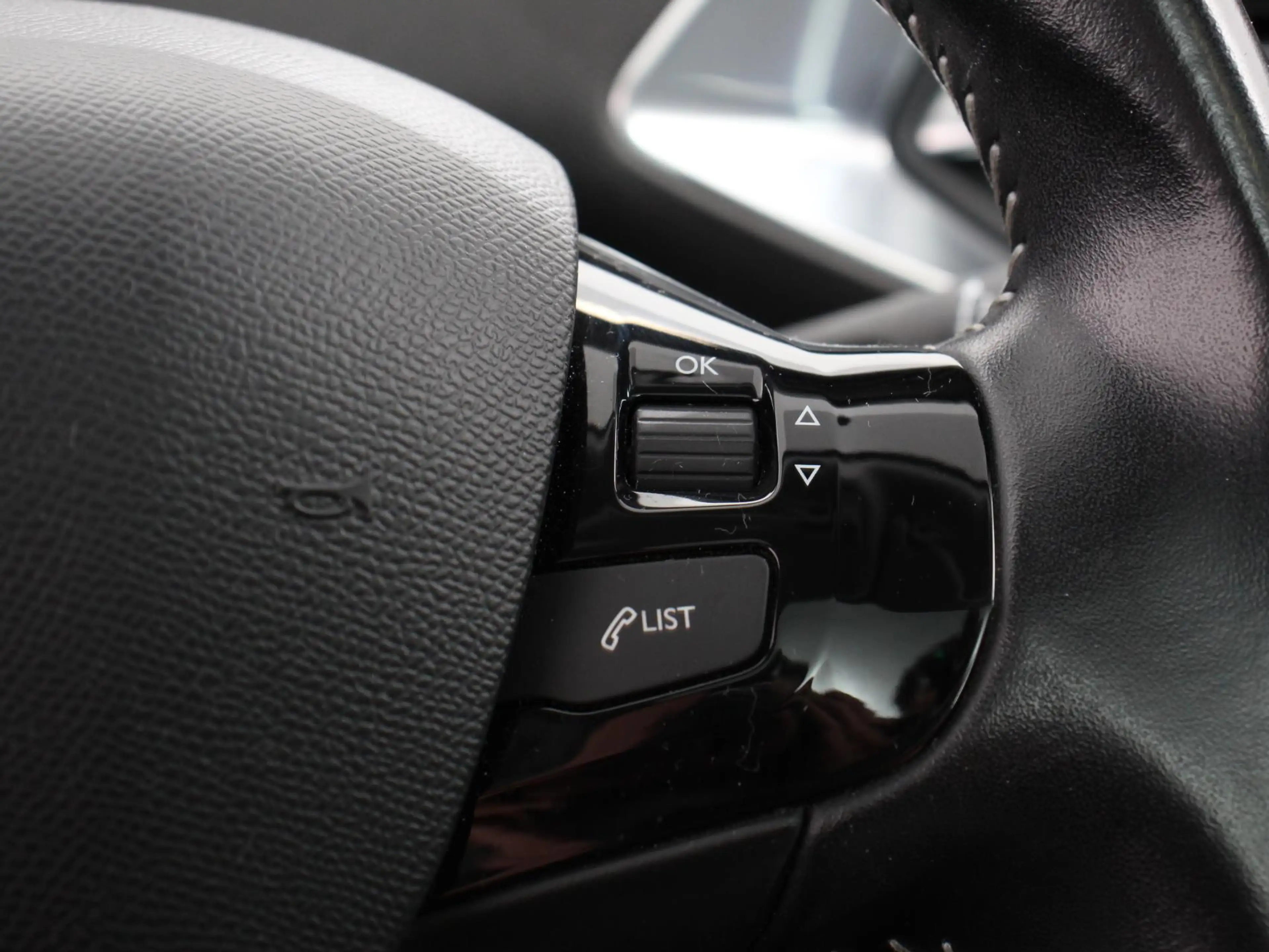 Peugeot 308 1.2 PureTech Blue Lease Premium Lees opmerkingen! — photo 12