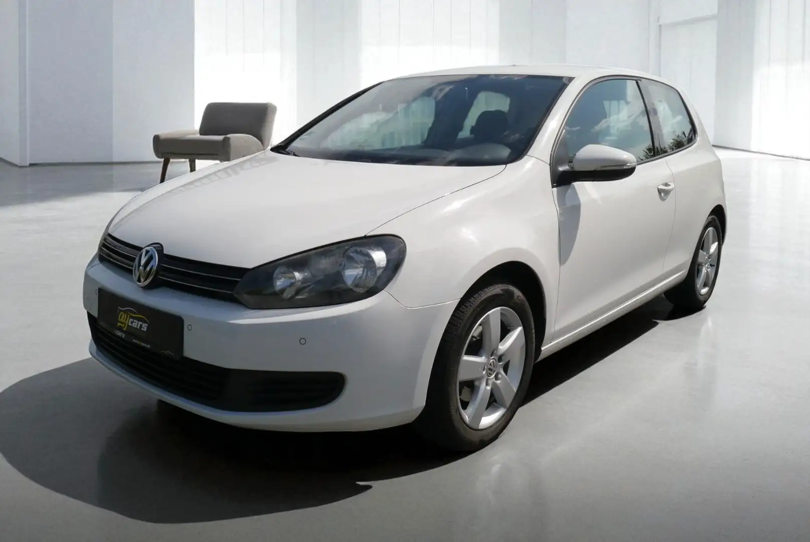 Volkswagen Golf VI Comfortline, PDC, AHK, Navi Weiß - 1