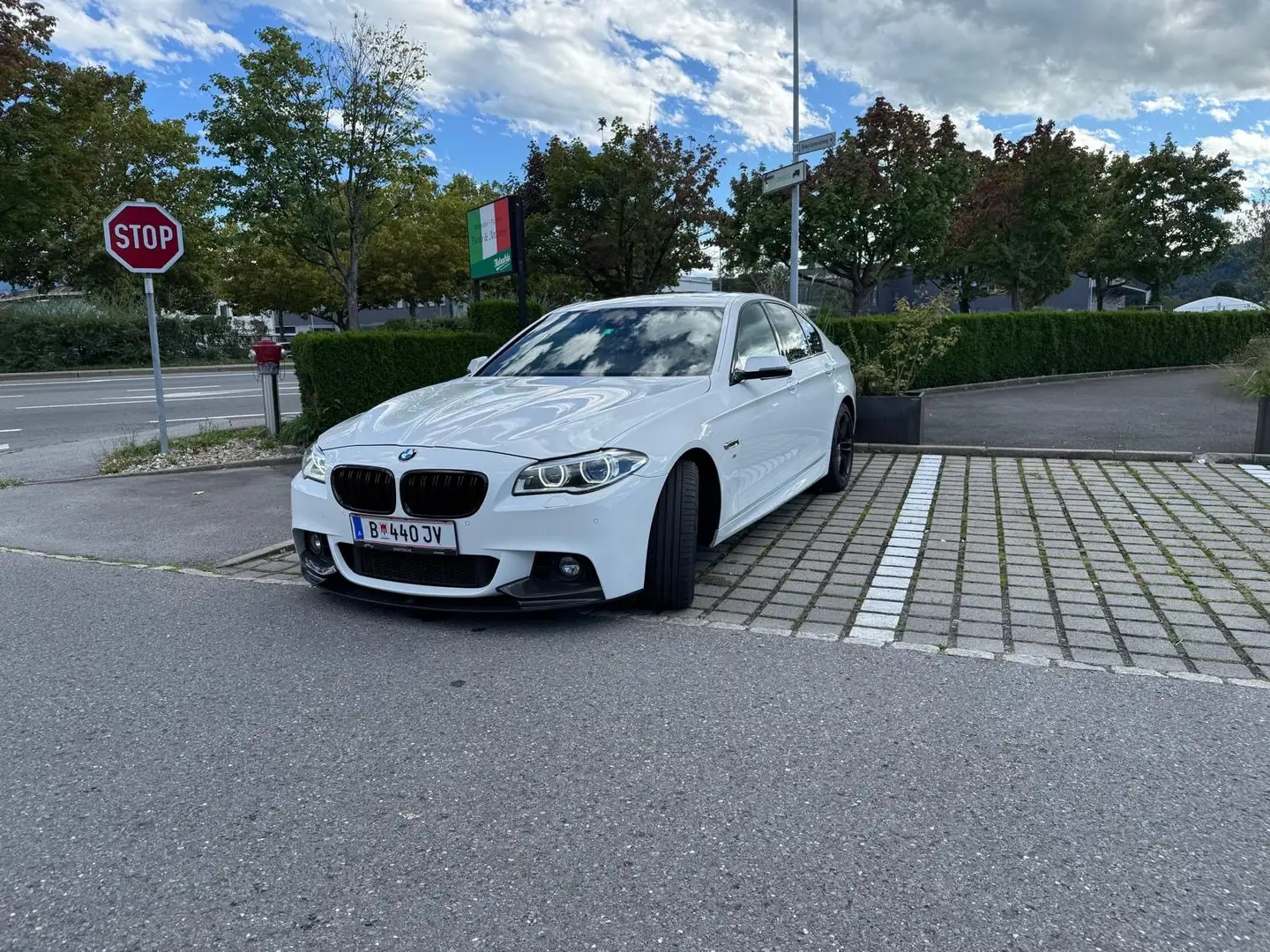 BMW 520 520d Gran Turismo Aut. Weiß - 2