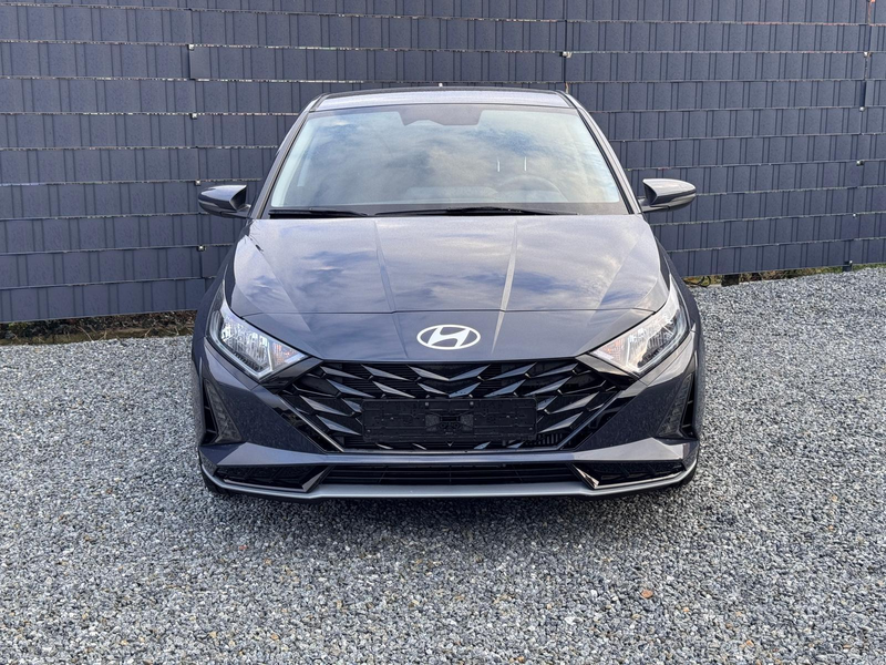 Hyundai i20 Family Automatik 66 kW (90 PS), Automatik, Fron... — photo 2