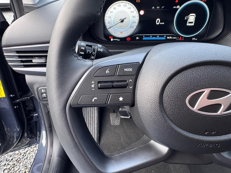 Hyundai i20 Family Automatik 66 kW (90 PS), Automatik, Fron... — photo 12
