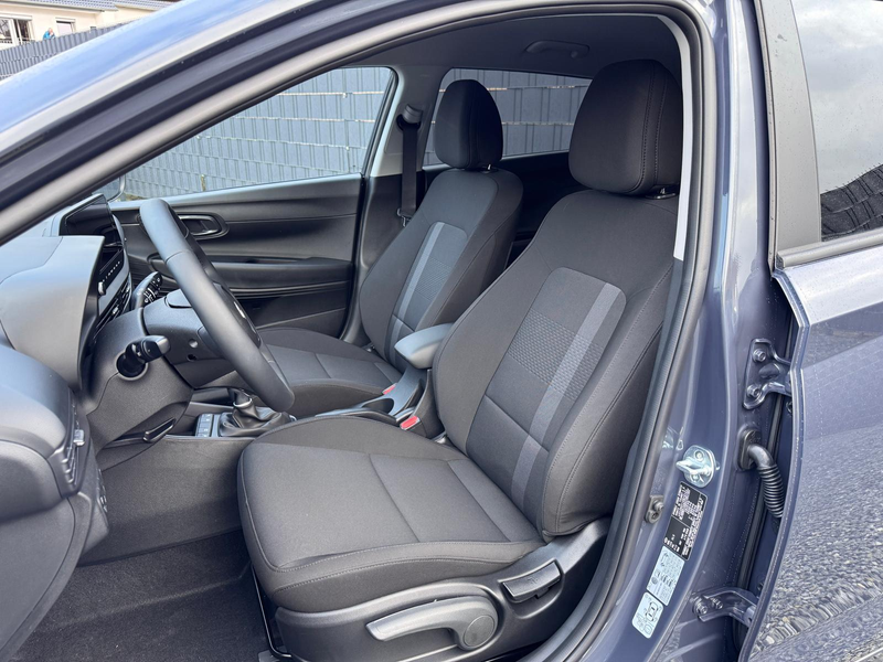 Hyundai i20 Family Automatik 66 kW (90 PS), Automatik, Fron... — photo 7