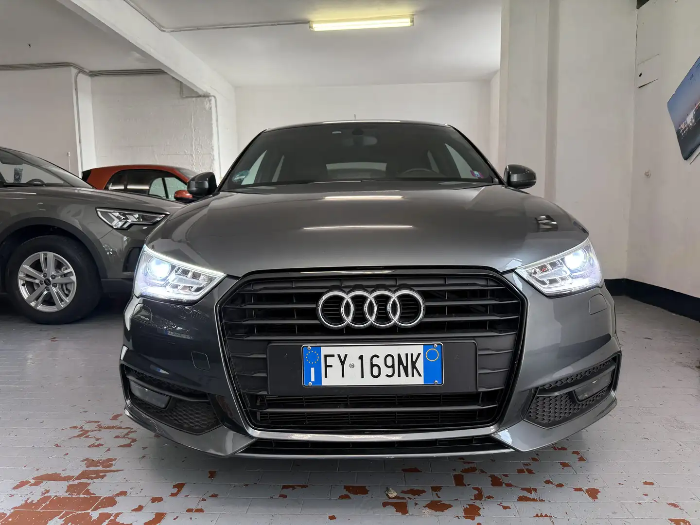 Audi A1 A1 Sportback 1.4 tdi Sport s-tronic - 2