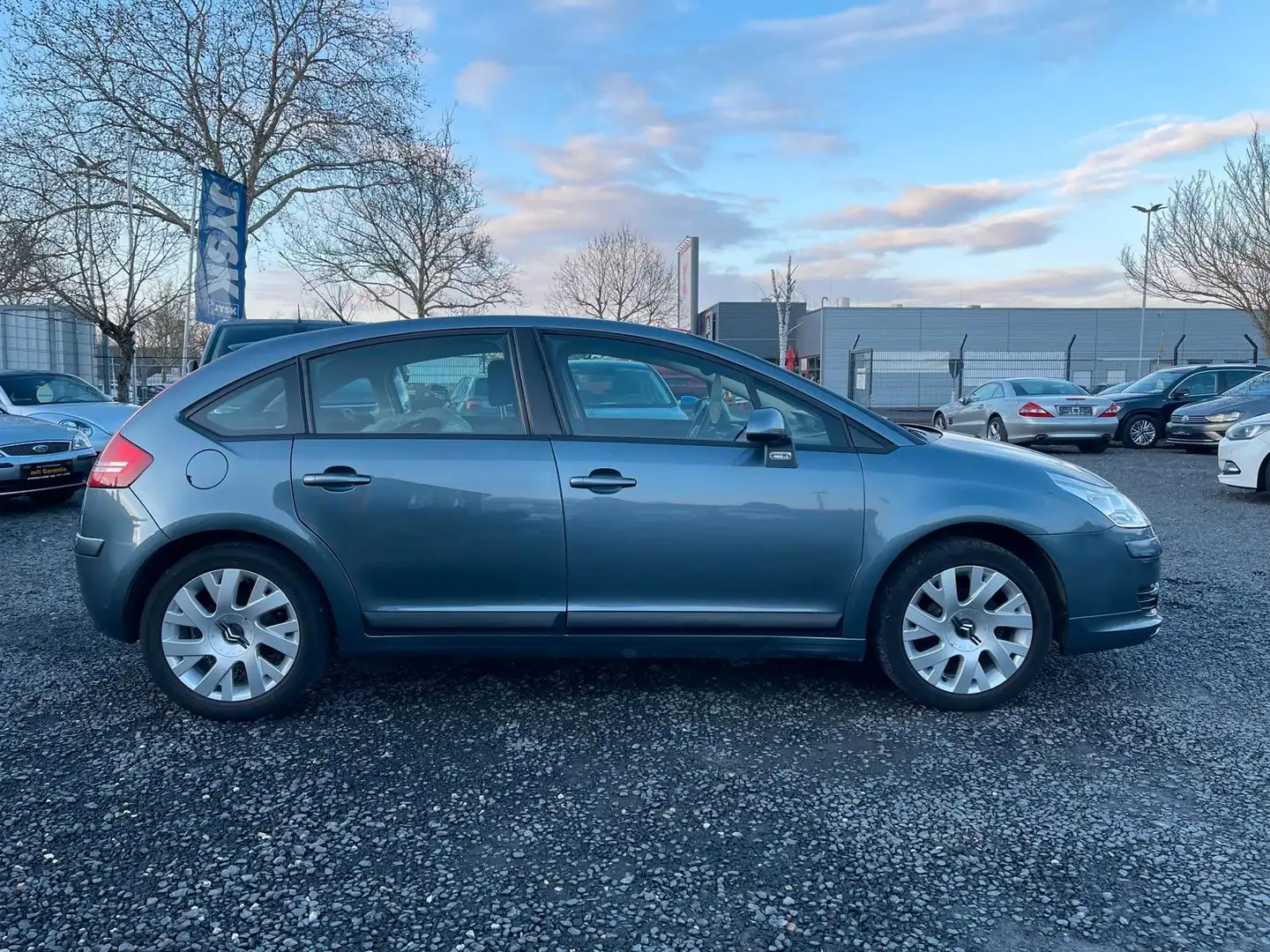 Citroen C4 Lim. VTR Plus*PDC*92TKM.ORGiNAL*TÜV  NEU Grau - 1