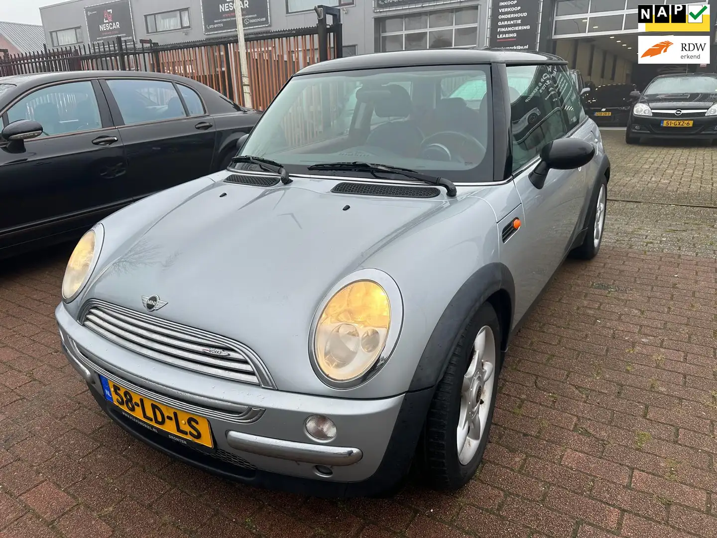 MINI Cooper Mini 1.6 Chili Gris - 1