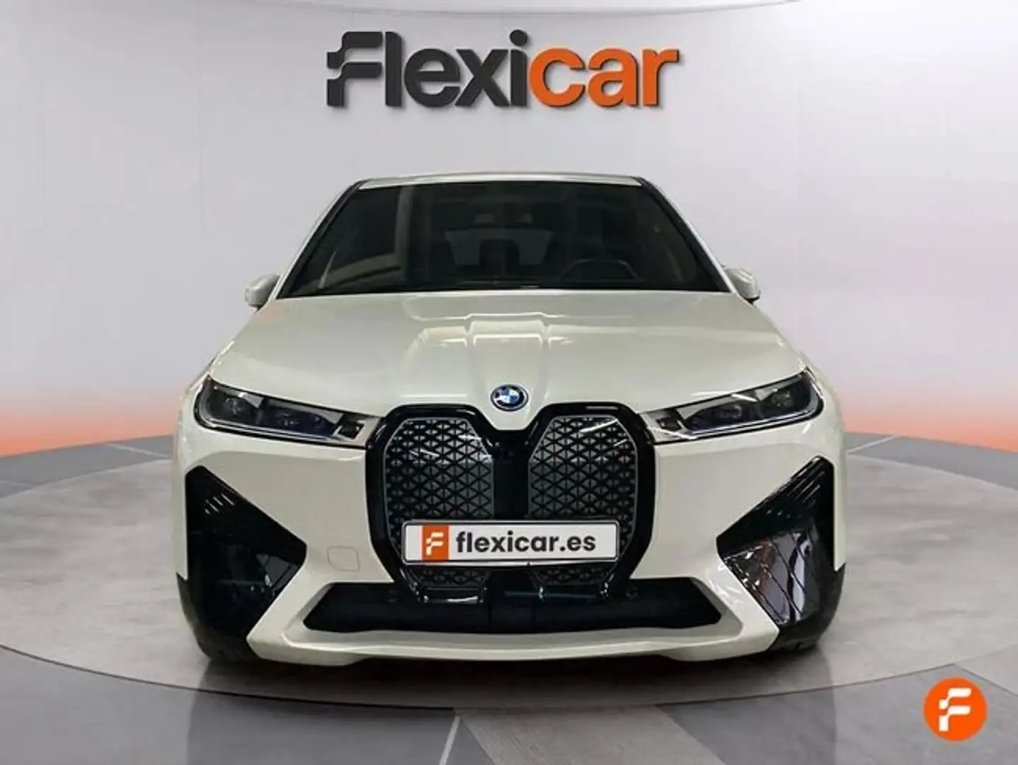 BMW iX xDrive50 Blanco - 2
