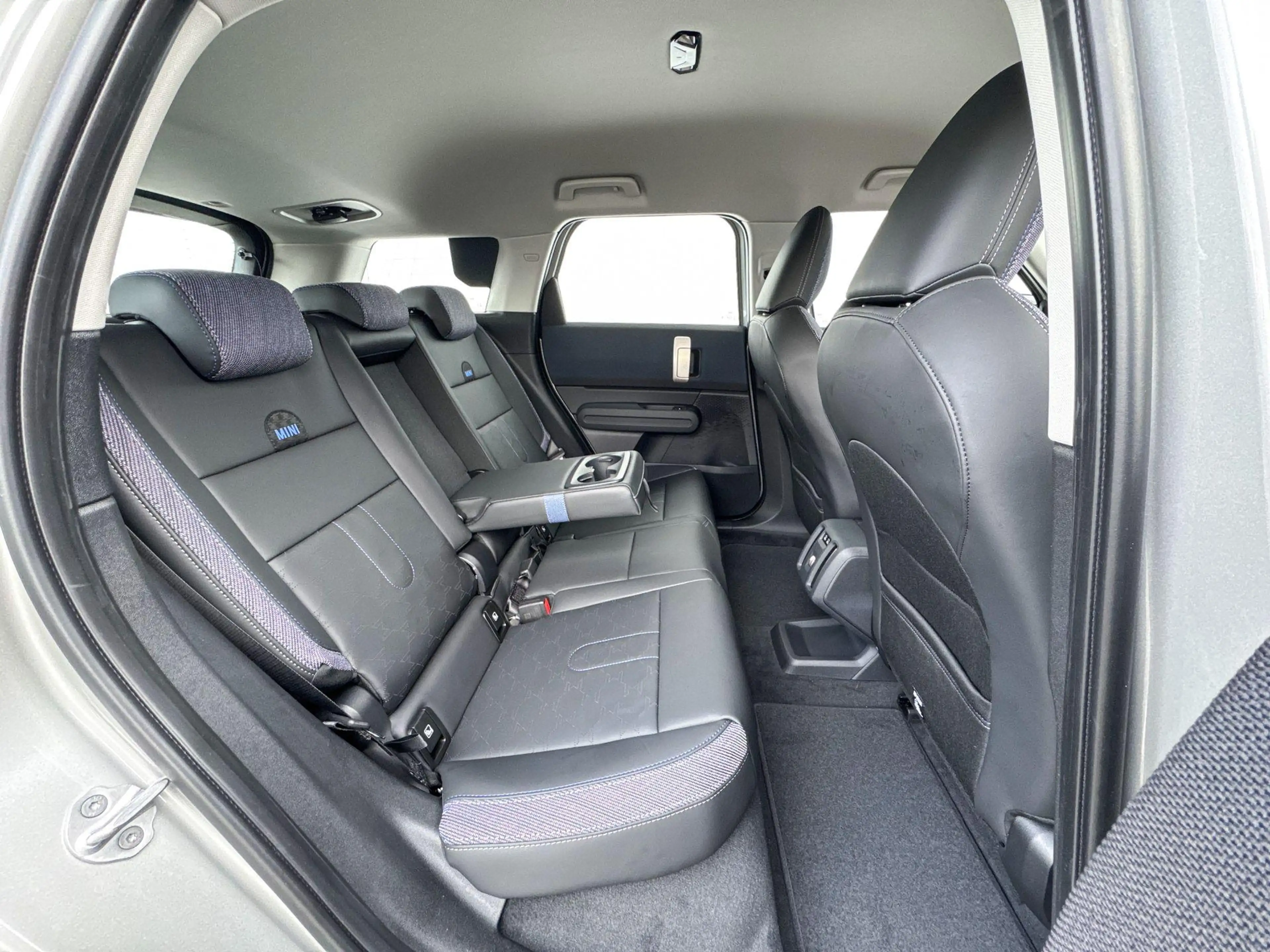 MINI Countryman E Electric Classic Pakket M — photo 8