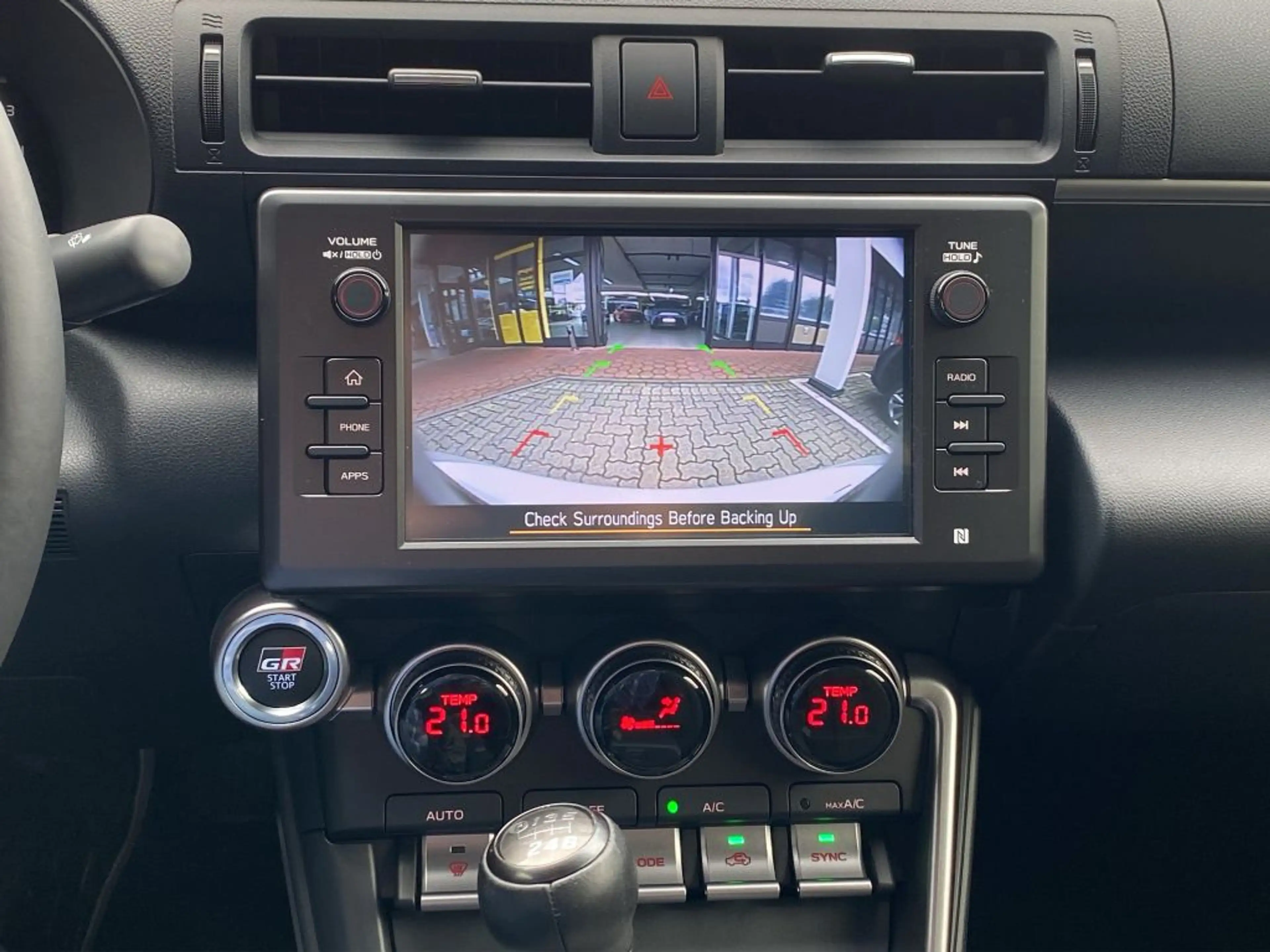 Toyota GR86 Pure — photo 14