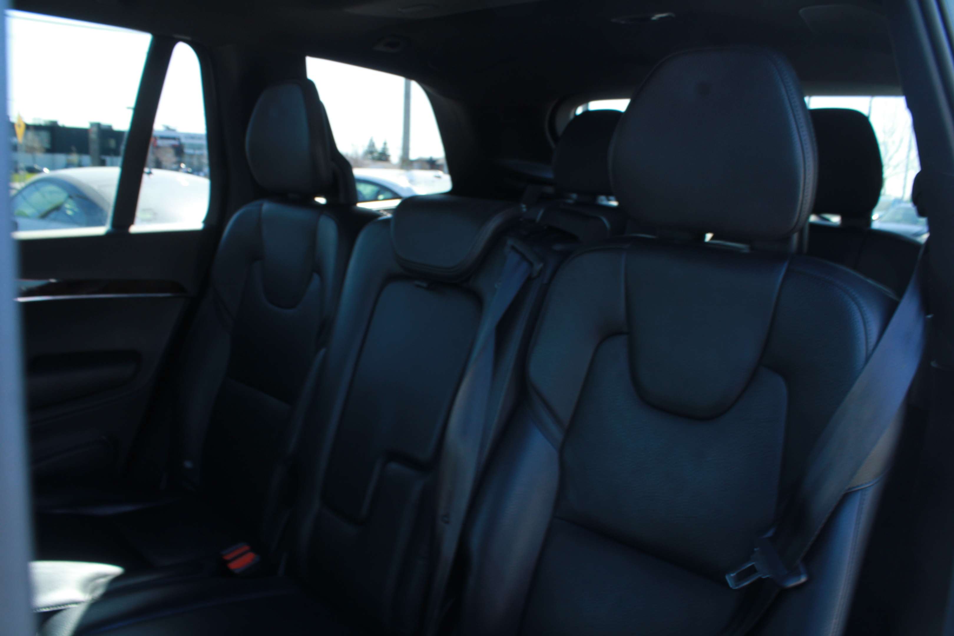 2017 Volvo XC90 AWD T6 Momentum 7-Passenger thumb 24