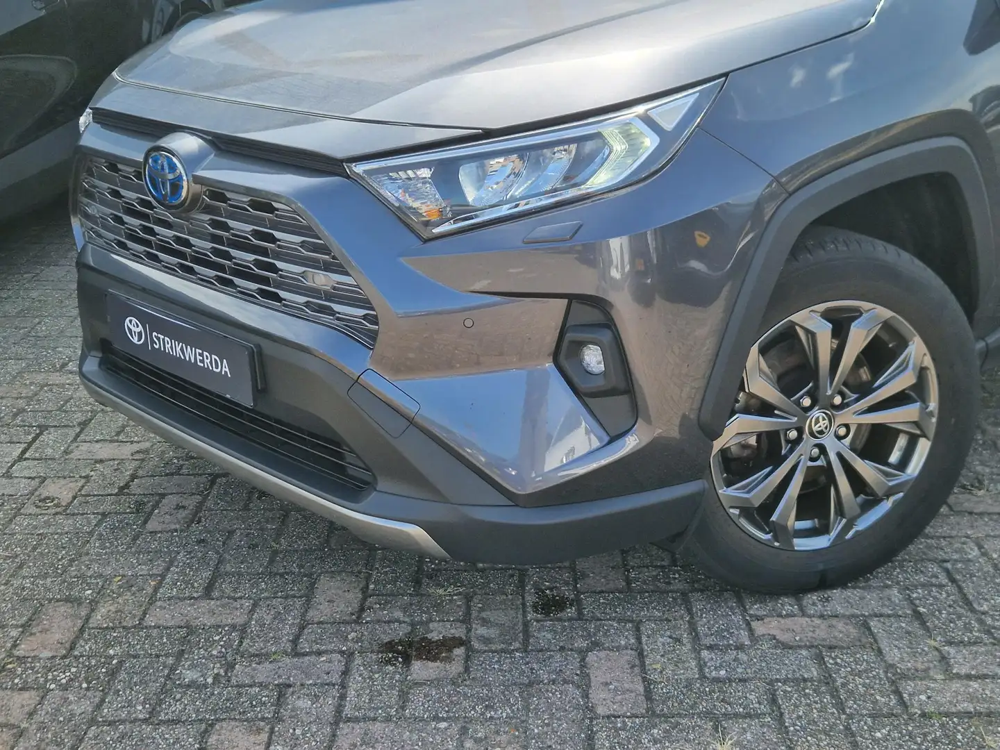 Toyota RAV 4 2.5 Hybrid Style Limited - 2
