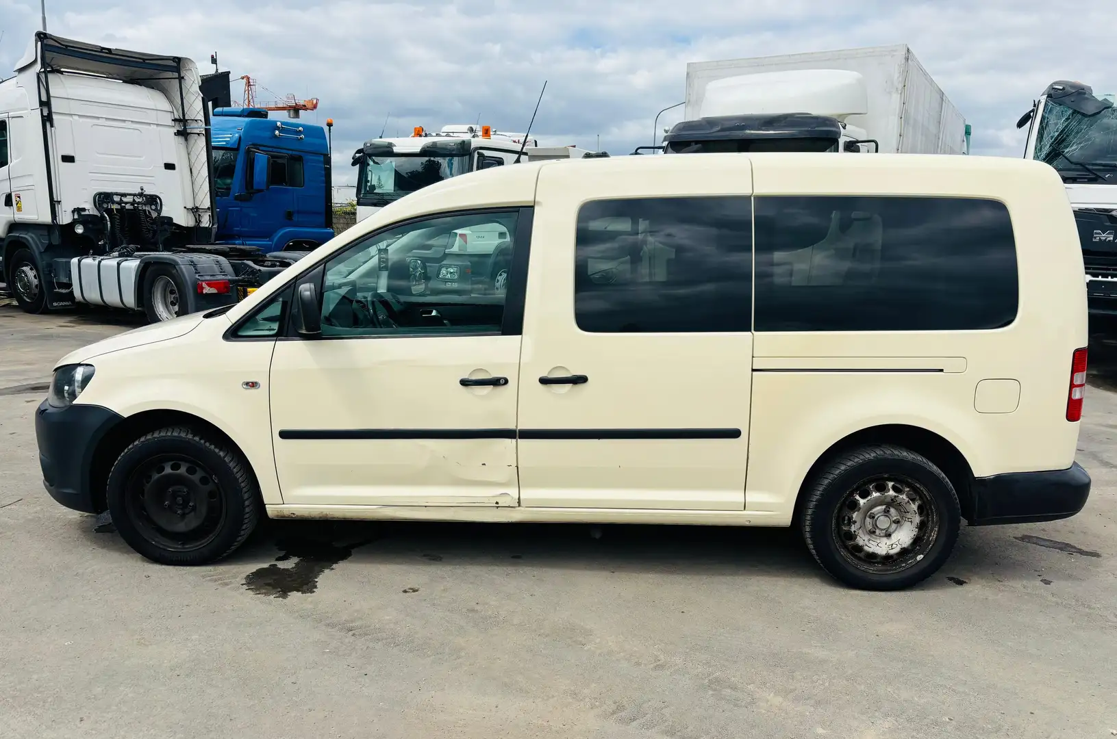 Volkswagen Caddy Maxi Trendline BMT 2.0 *Behindertengerecht Geel - 2