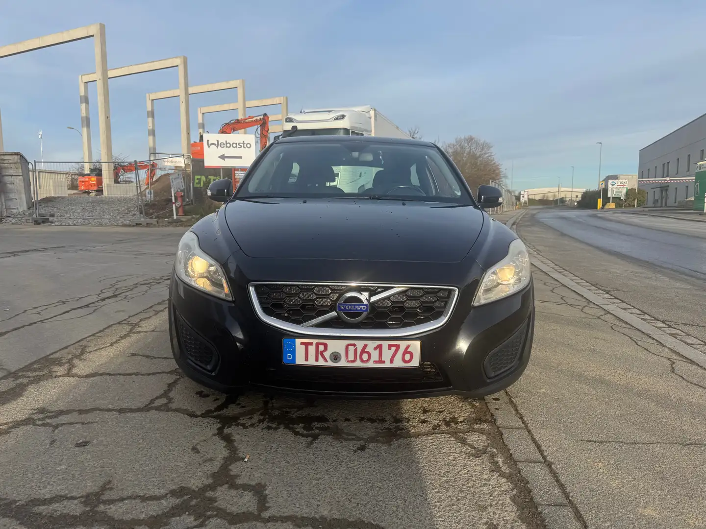 Volvo C30 1.6 D Drive Kinetic Noir - 1