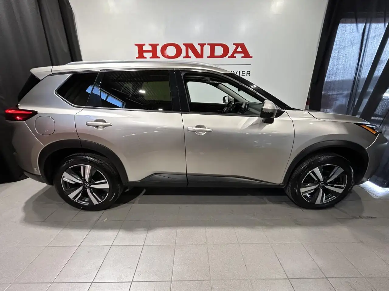 Nissan Rogue photo Nissan Rogue