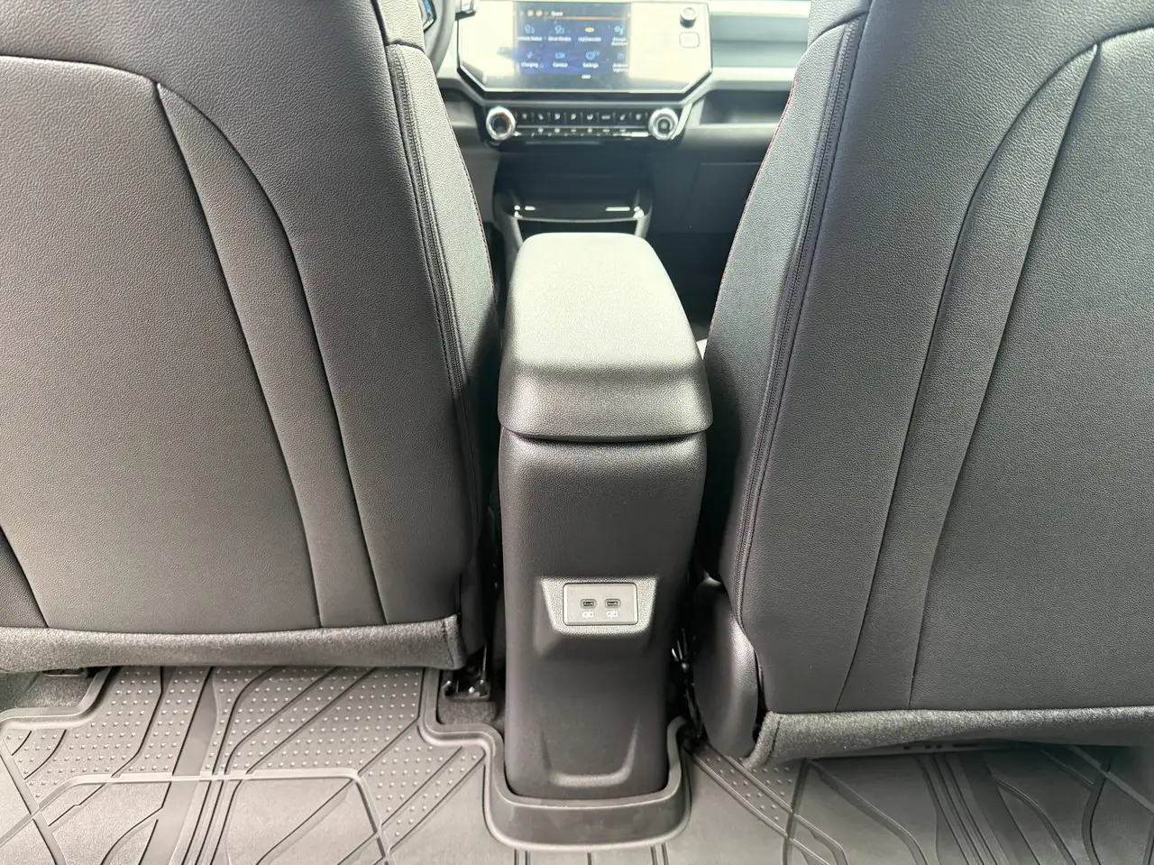 Chevrolet Bolt photo Chevrolet Bolt