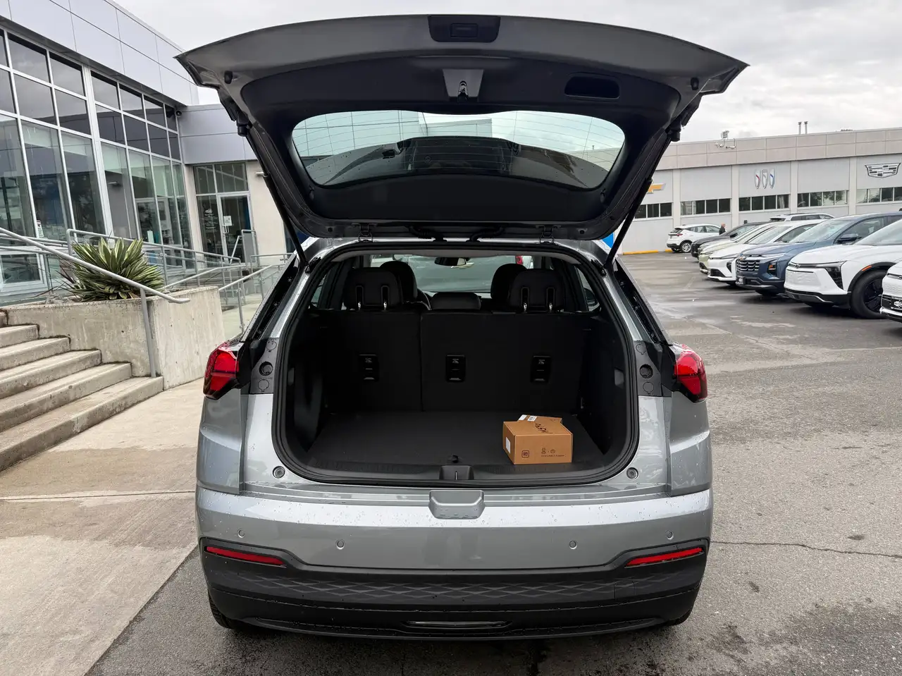 Chevrolet Bolt photo Chevrolet Bolt
