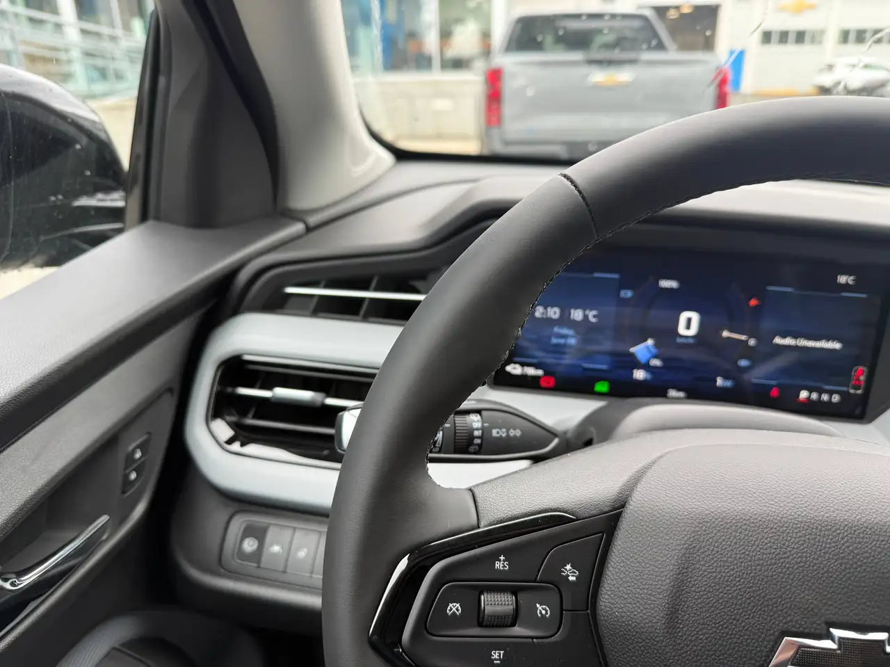 Chevrolet Bolt photo Chevrolet Bolt