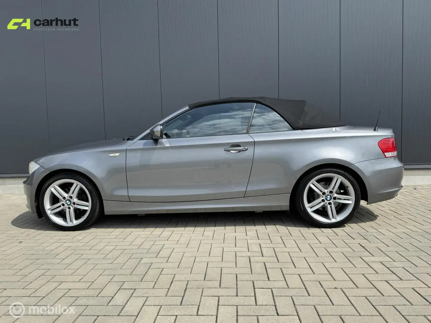 BMW 118 1-serie Cabrio 118i Executive Grijs - 2