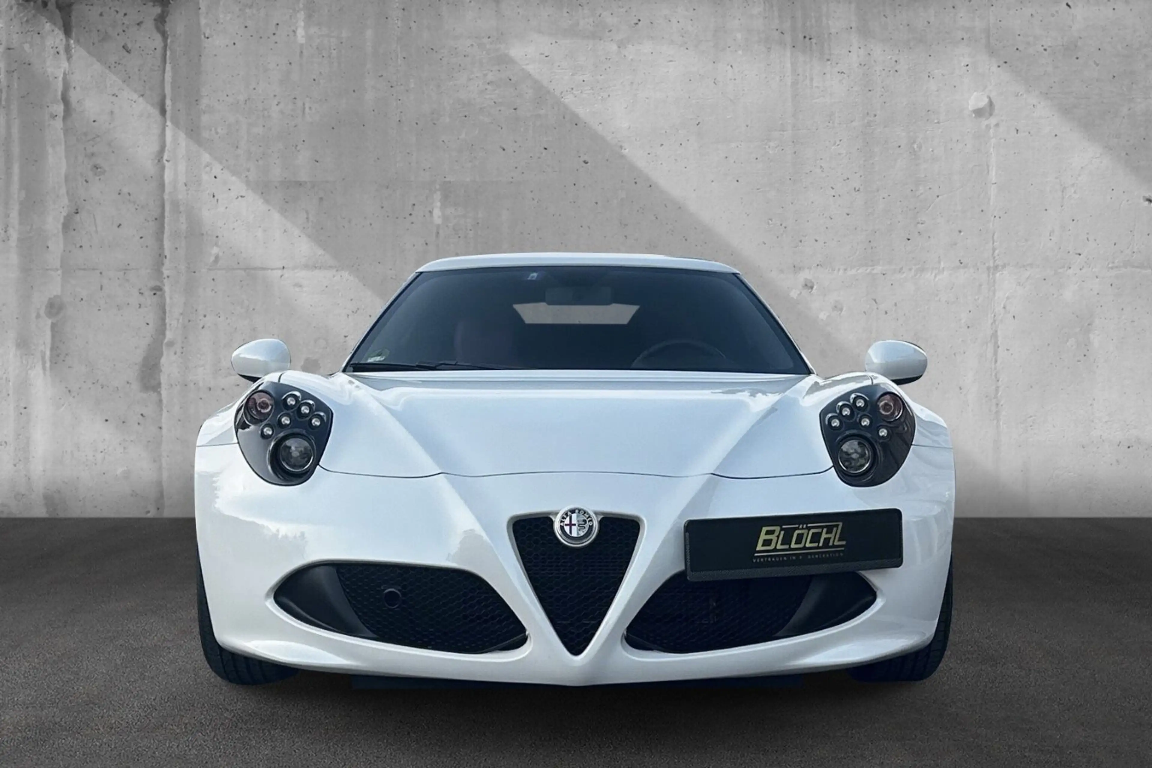 Alfa Romeo 4C *1.Hand*Deutsches Auto*Carbon Scheinwerfer — photo 8