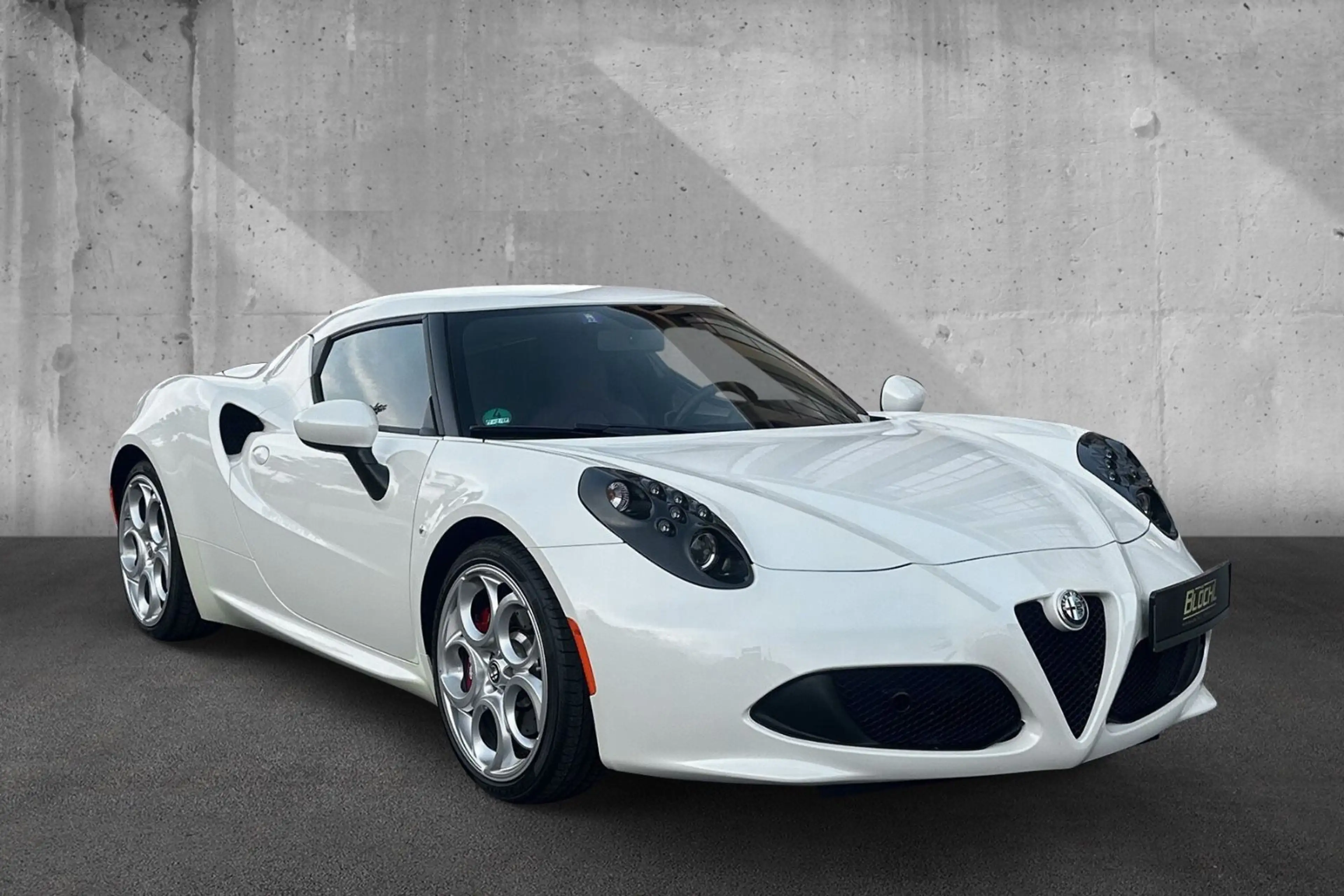 Alfa Romeo 4C *1.Hand*Deutsches Auto*Carbon Scheinwerfer — photo 7