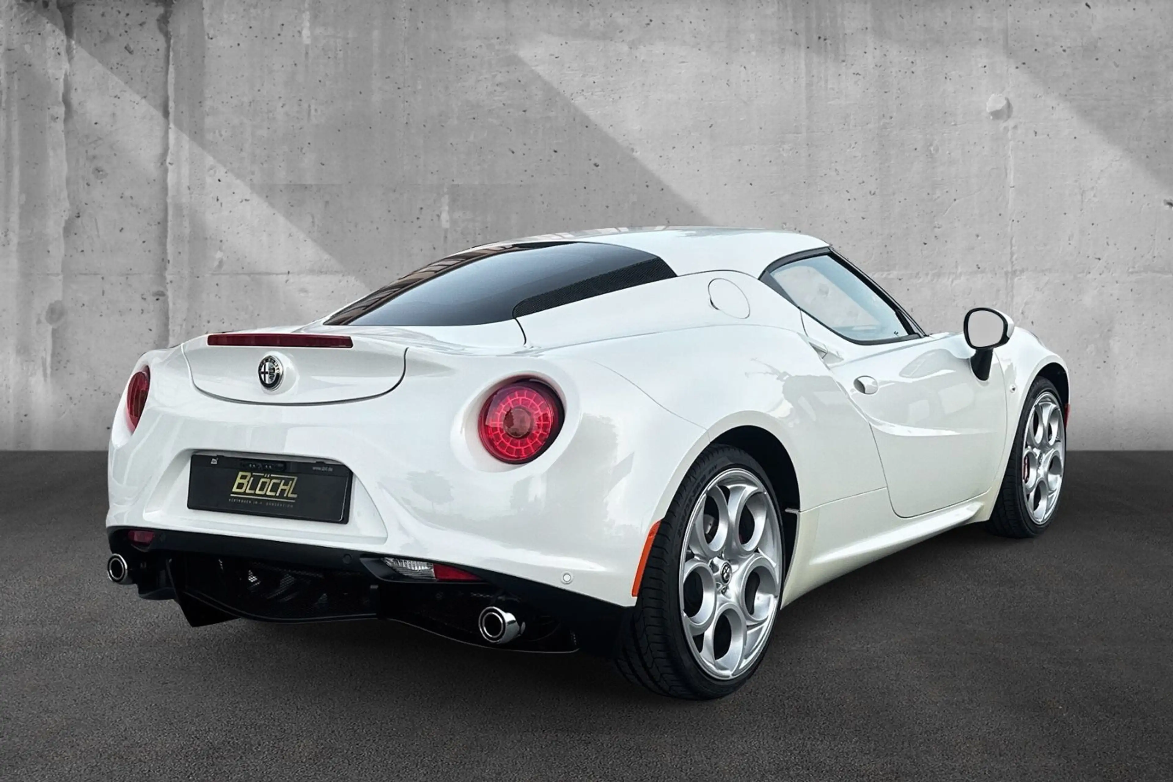 Alfa Romeo 4C *1.Hand*Deutsches Auto*Carbon Scheinwerfer — photo 5
