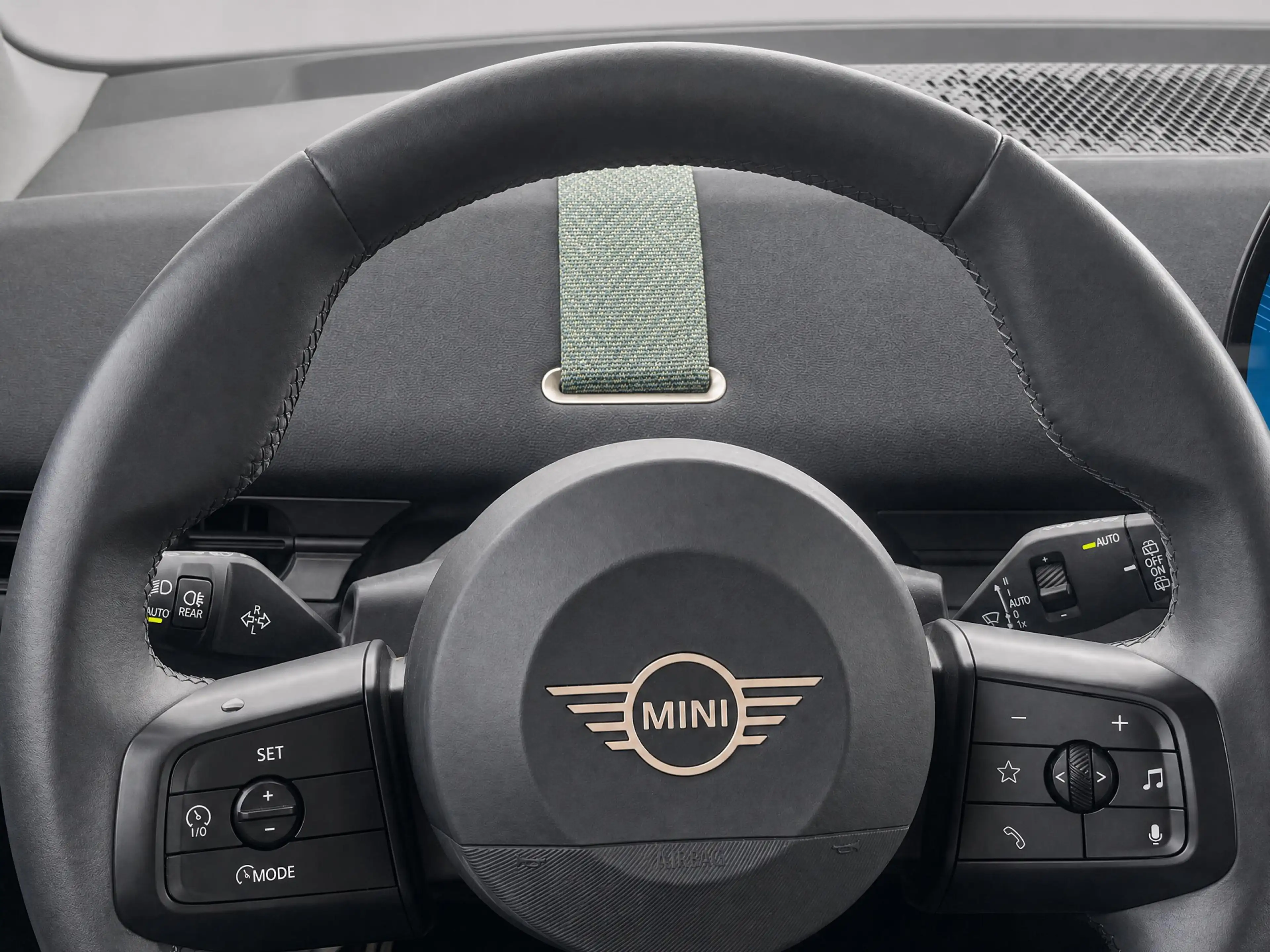 MINI Aceman E Essential XS 42.5 kWh Wordt Verwacht | Mooie 18 — photo 14