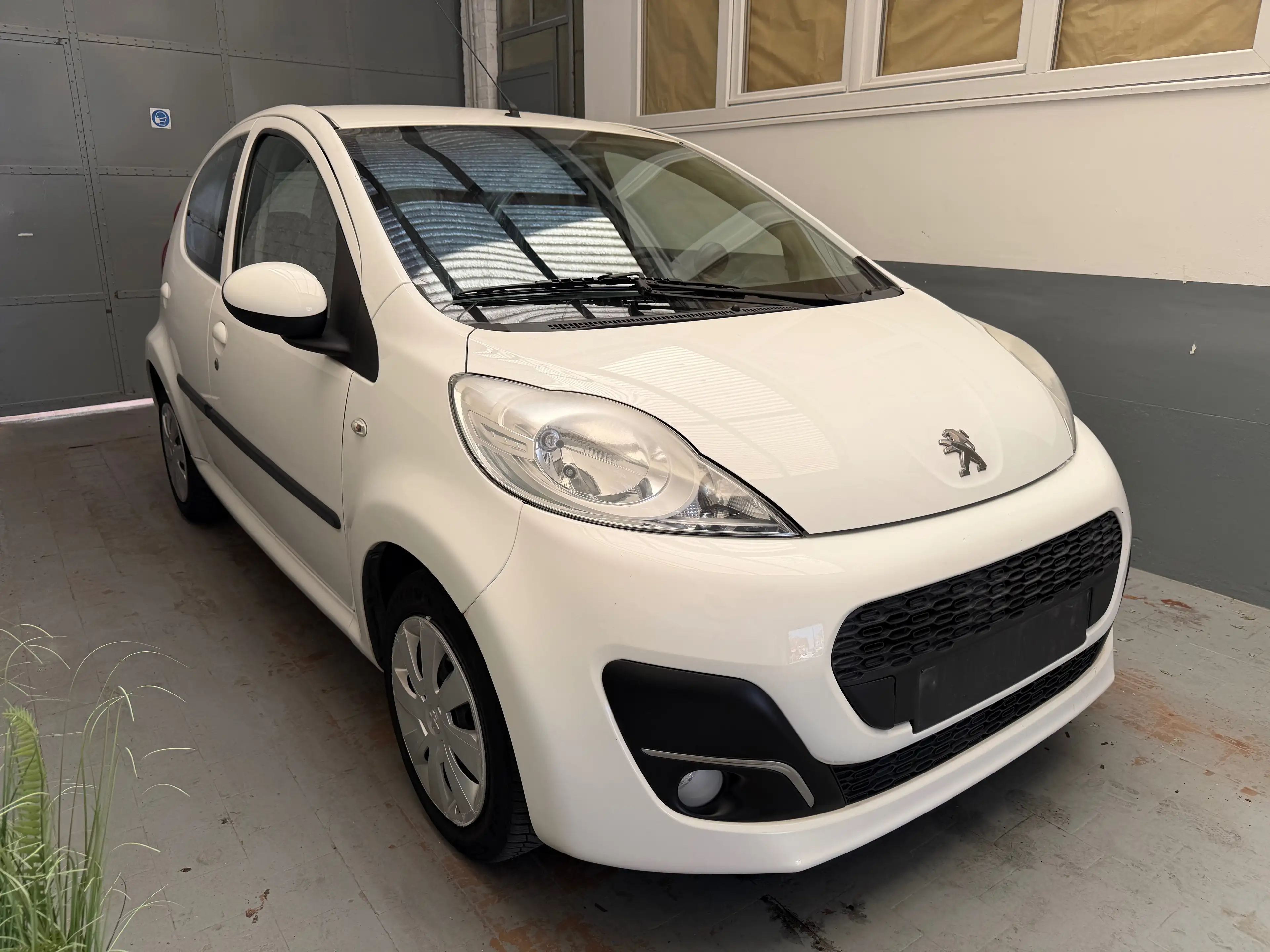 Peugeot 107 107 1.0i Automatique — photo 2