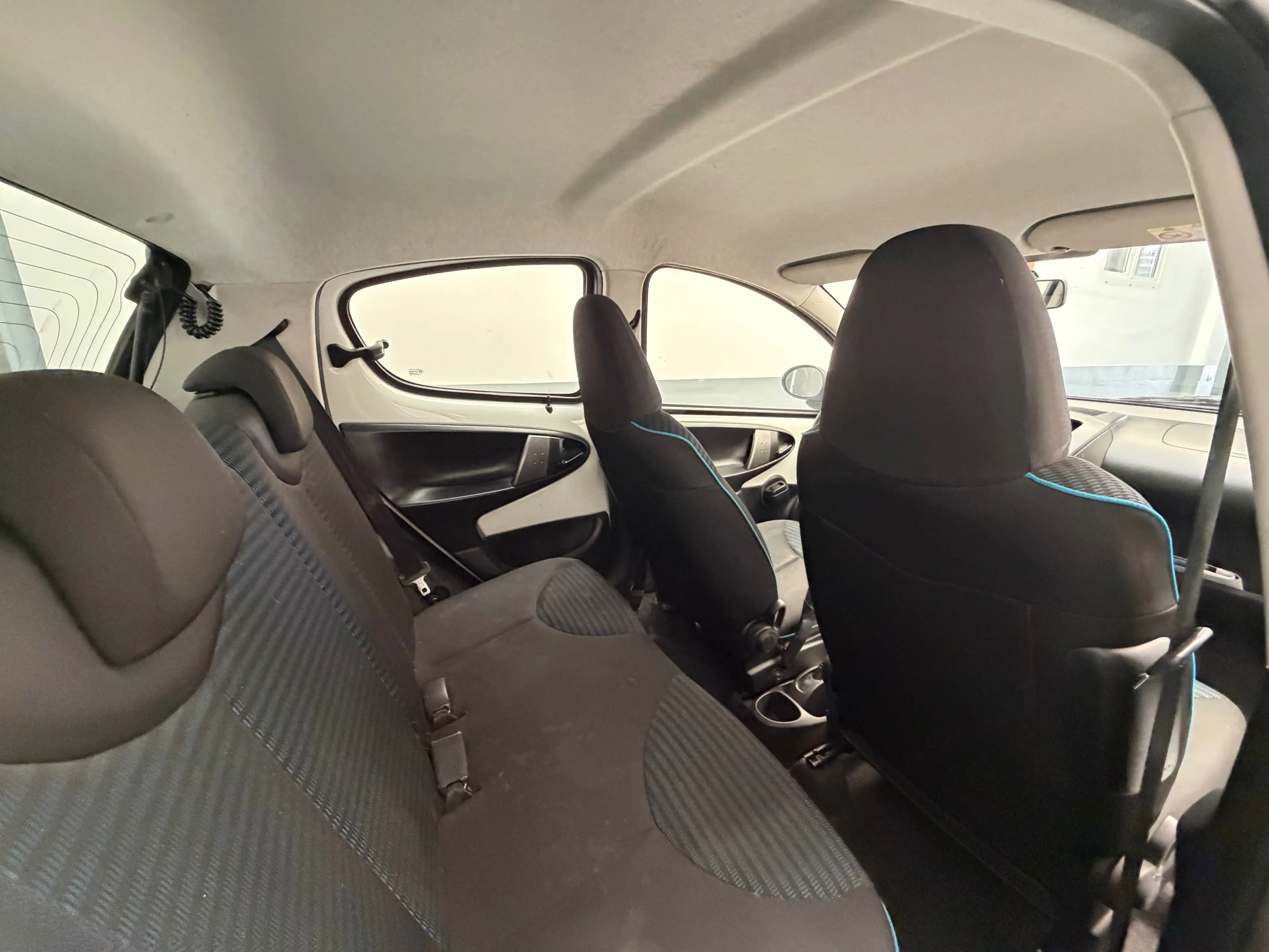 Peugeot 107 107 1.0i Automatique — photo 7