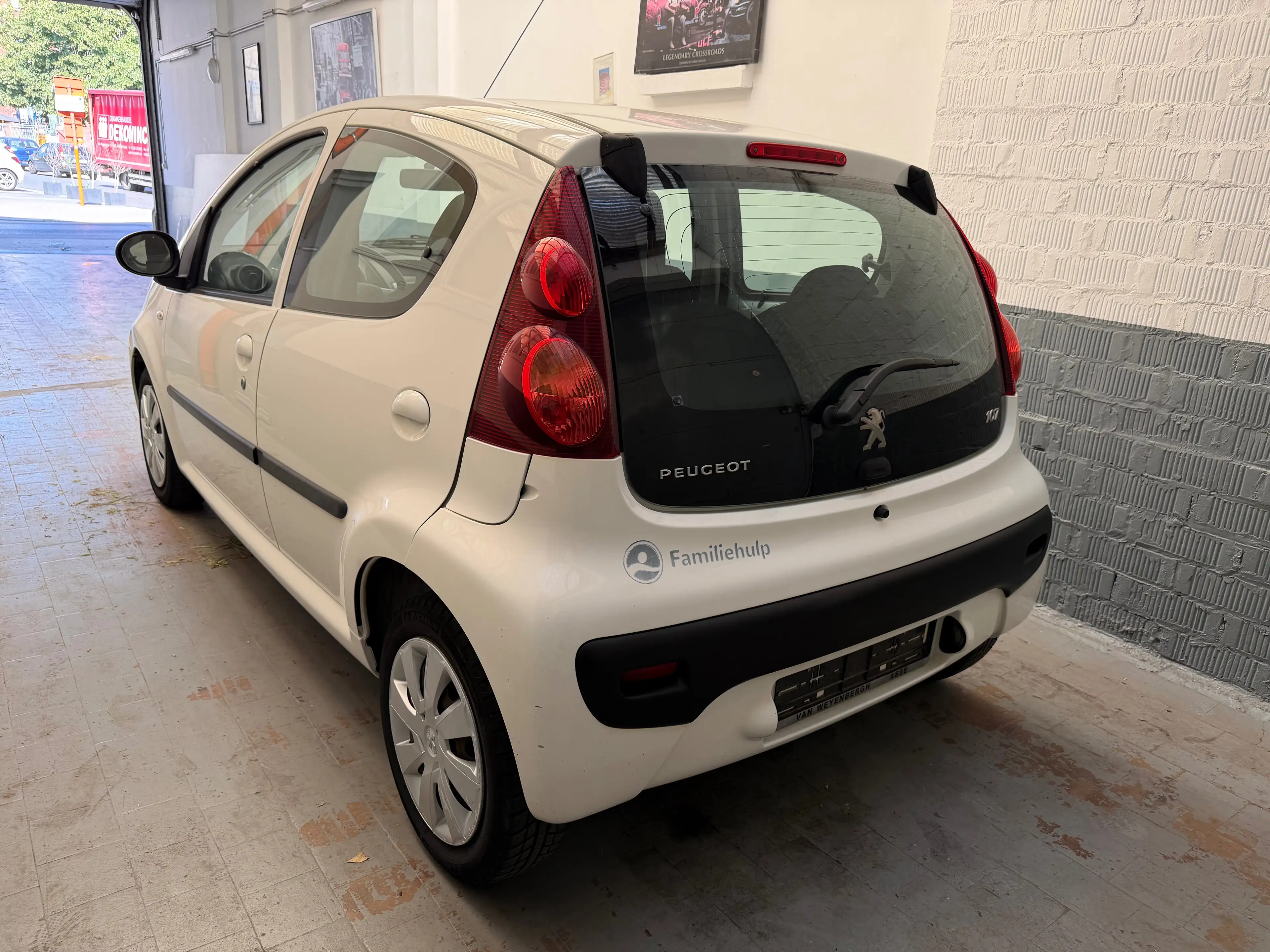 Peugeot 107 107 1.0i Automatique — photo 5