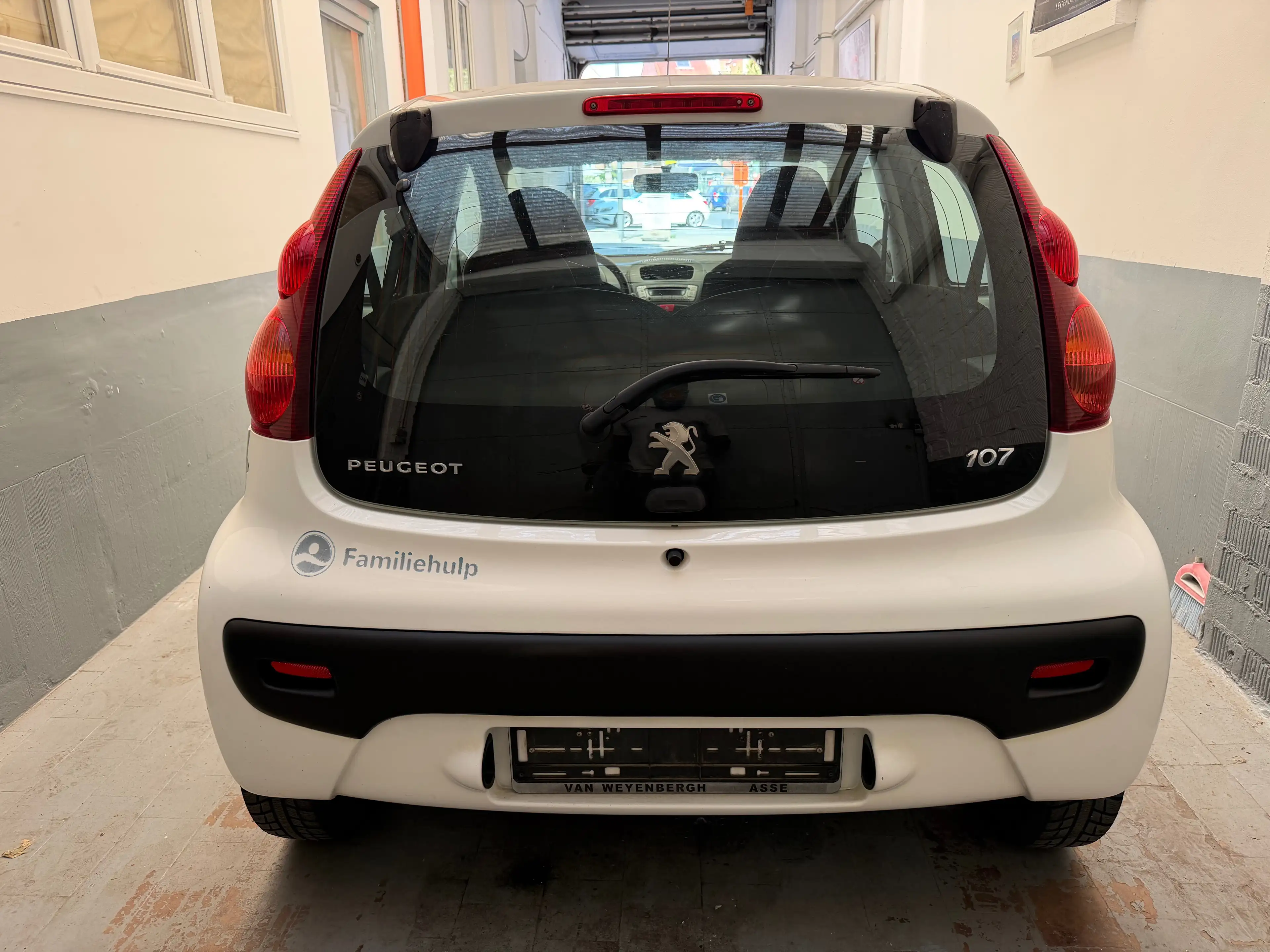 Peugeot 107 107 1.0i Automatique — photo 4
