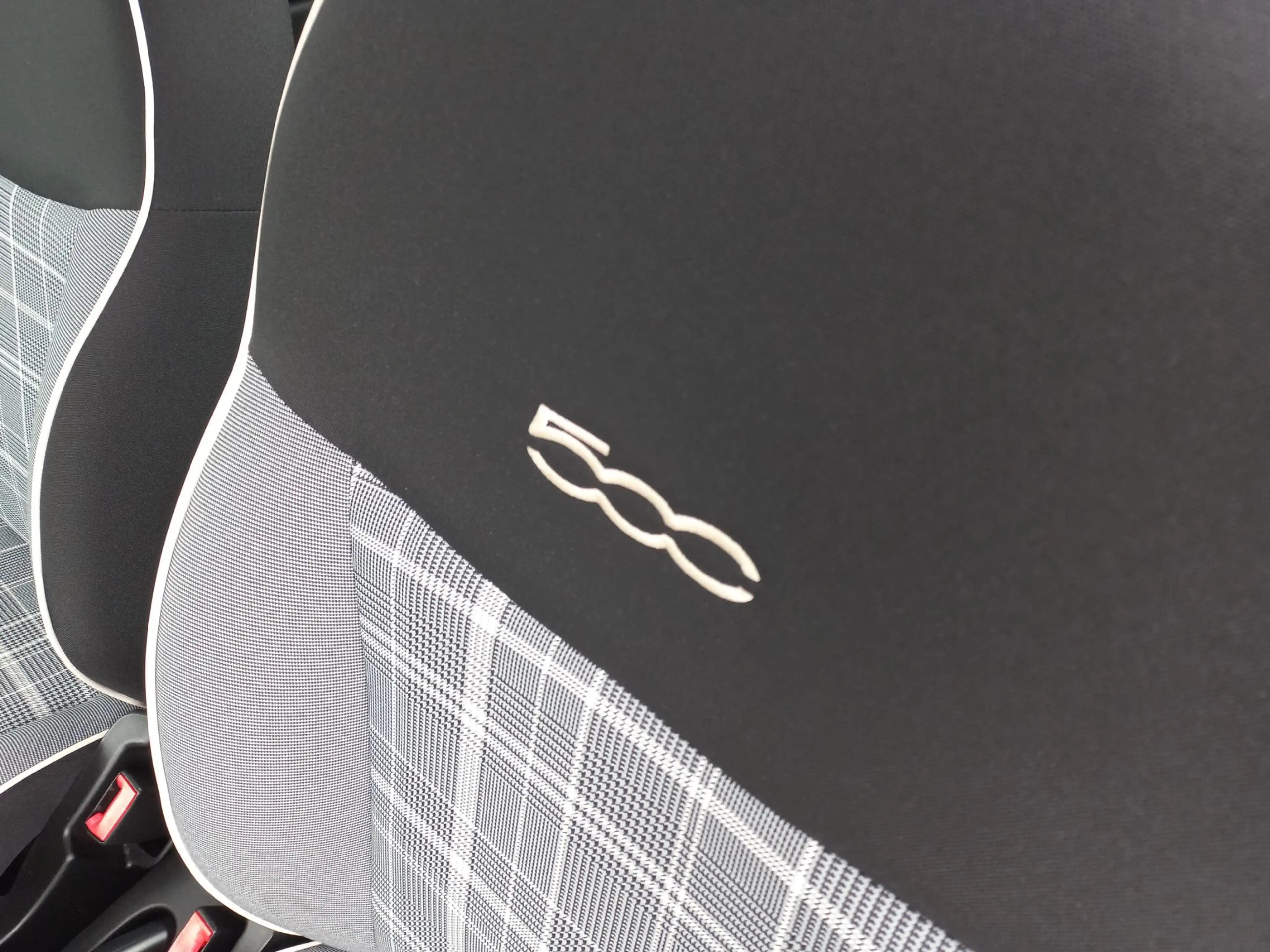 Fiat 500 1.0 Hybrid Lounge | Climate control | Navigatie | — photo 14